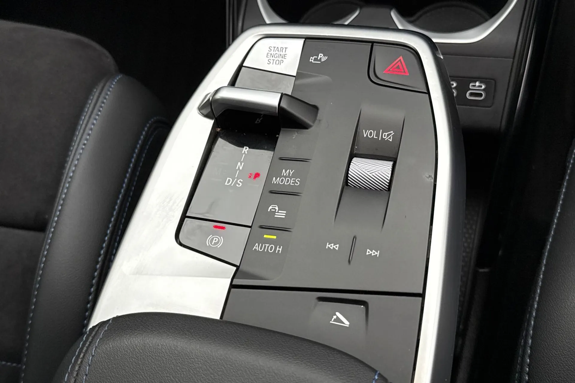 BMW X1 thumbnail image number 47