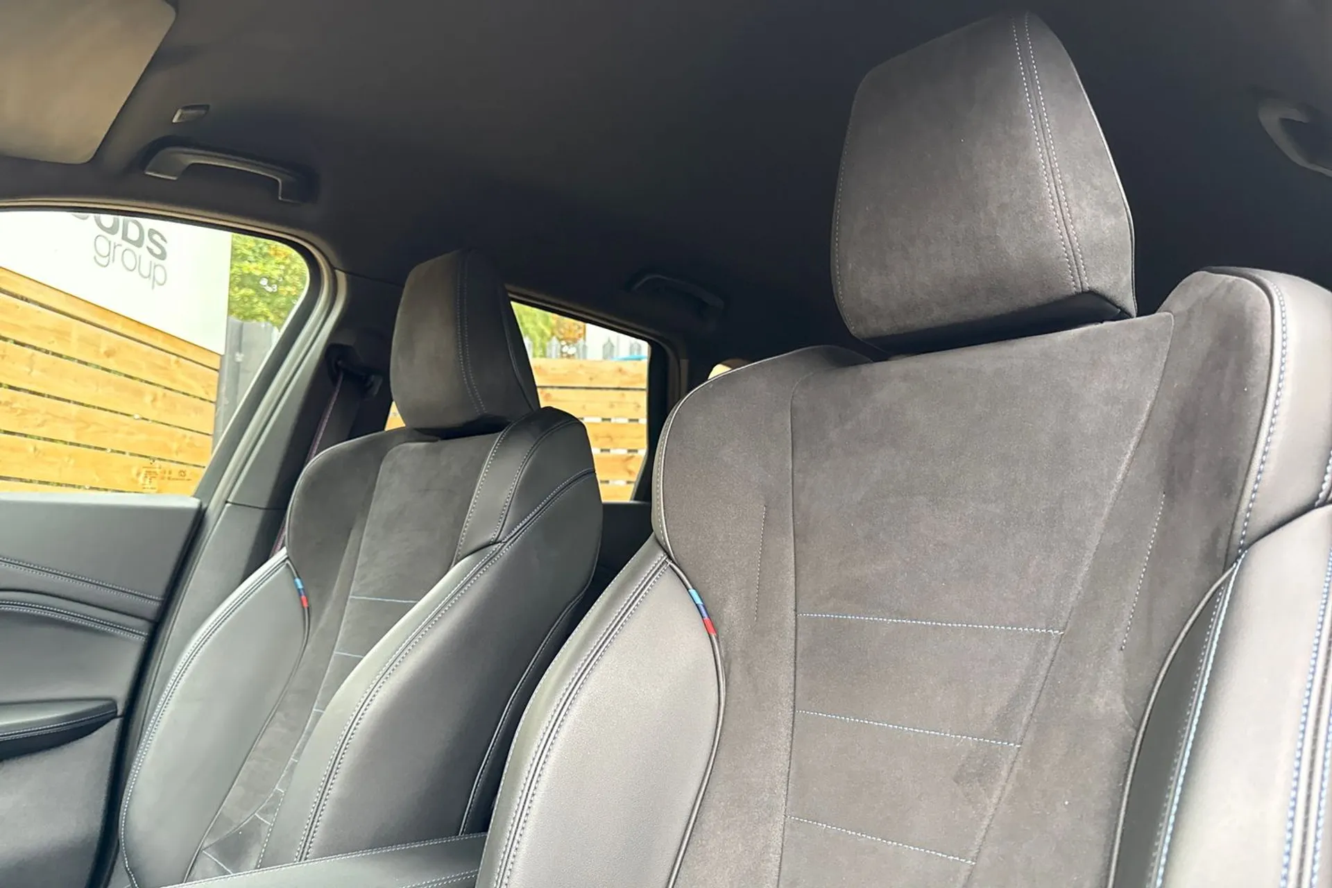 BMW X1 thumbnail image number 31