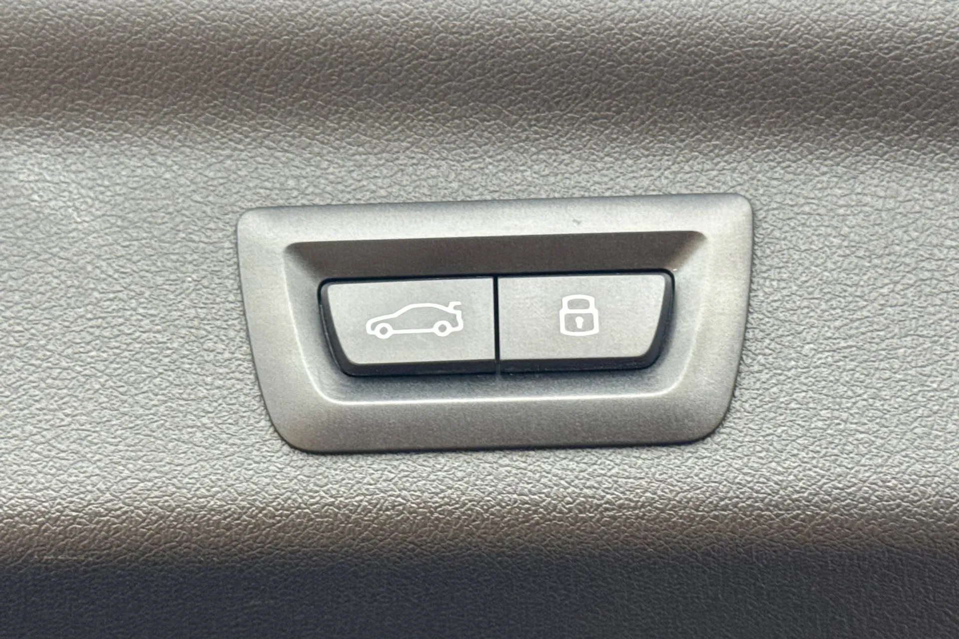 BMW X1 thumbnail image number 22