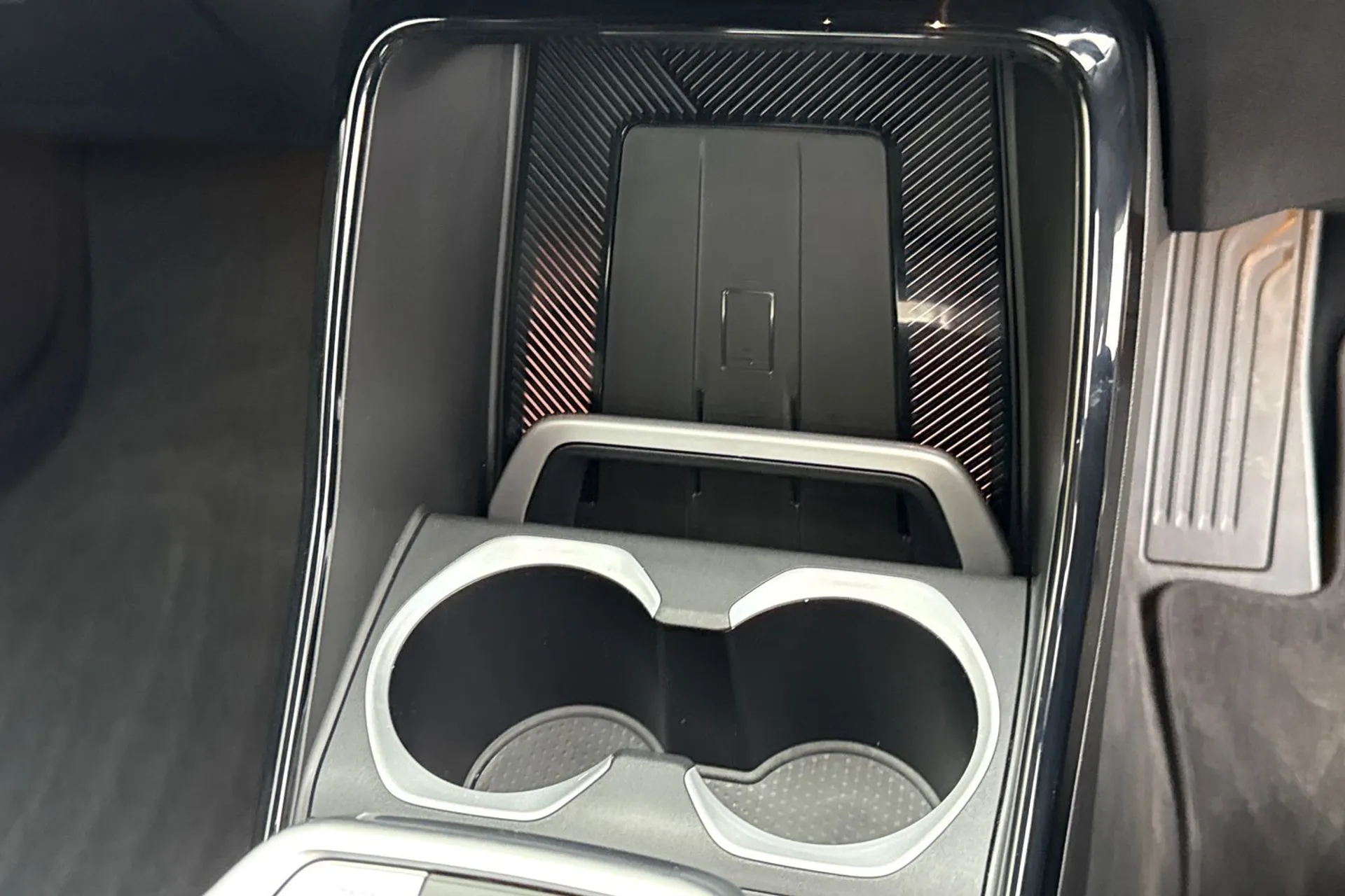 BMW X1 thumbnail image number 48