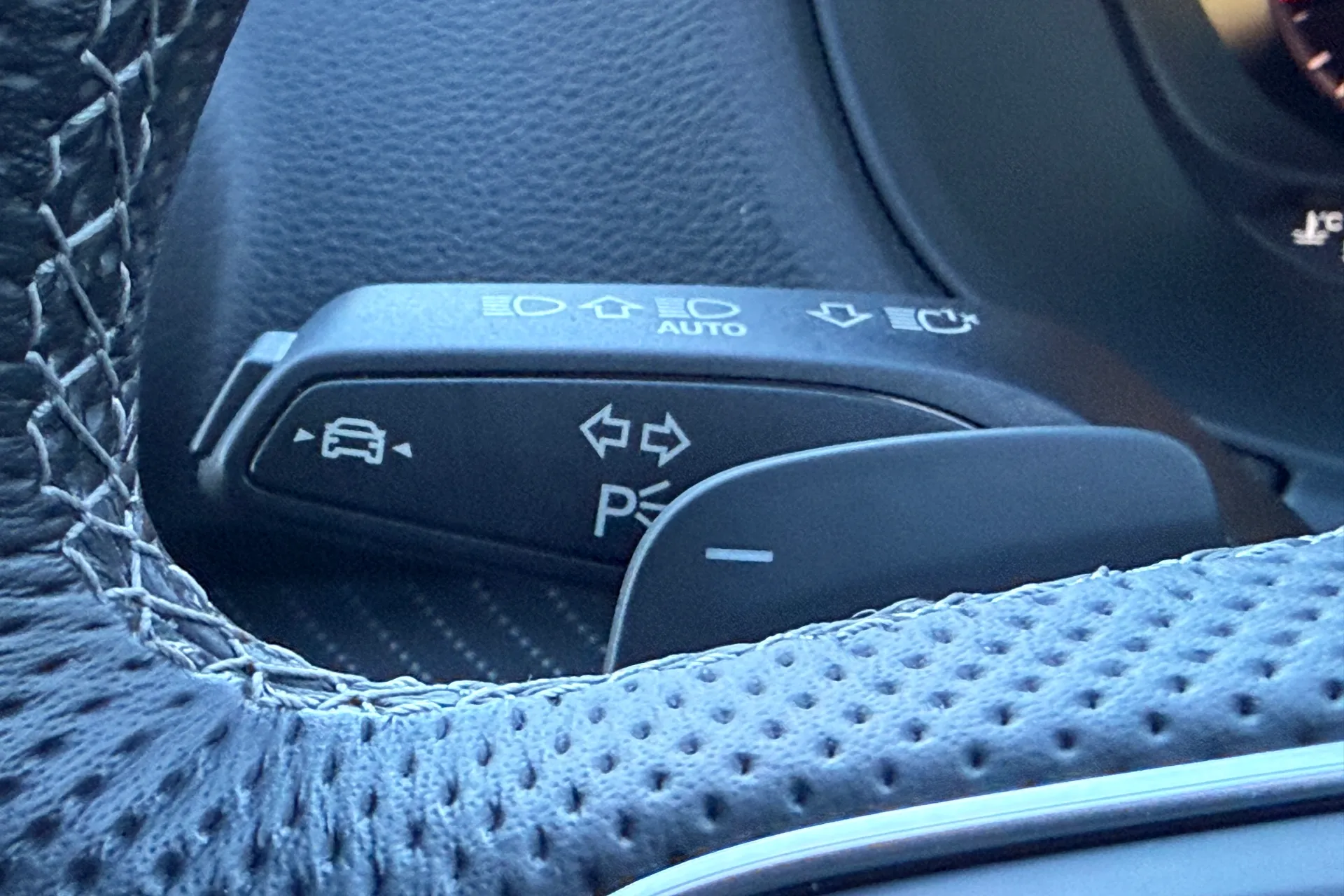 Audi Q2 thumbnail image number 20