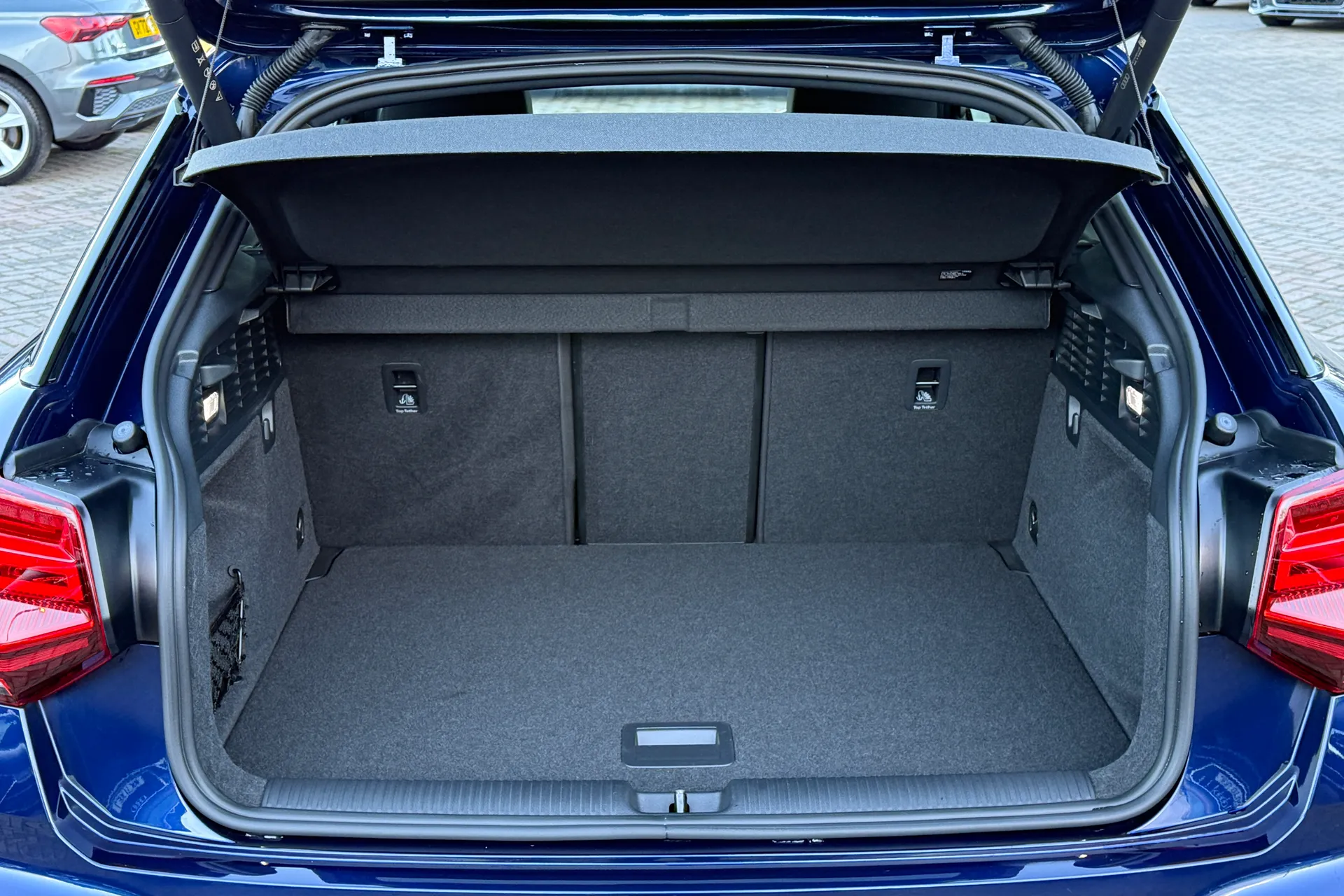 Audi Q2 thumbnail image number 38