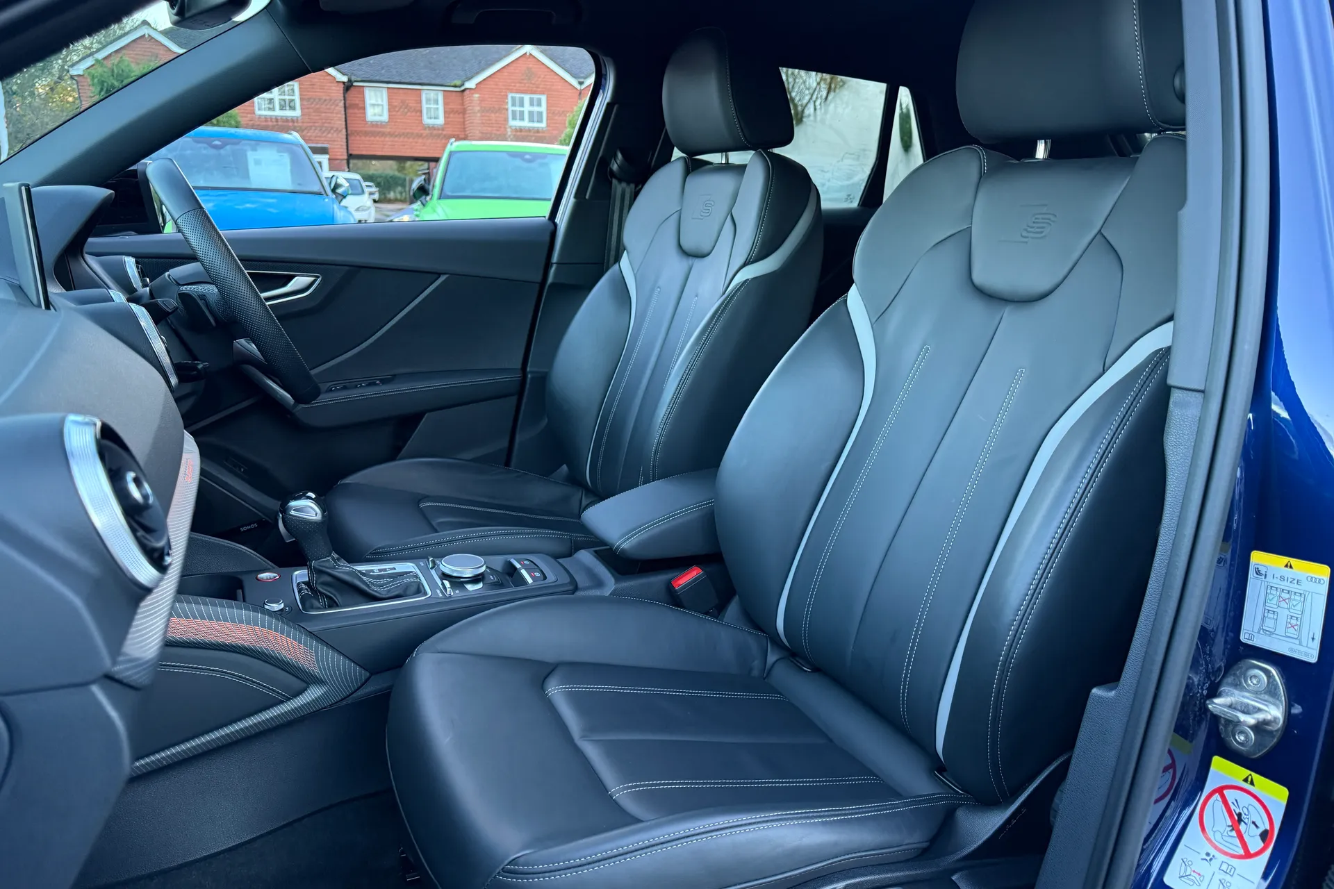 Audi Q2 thumbnail image number 30