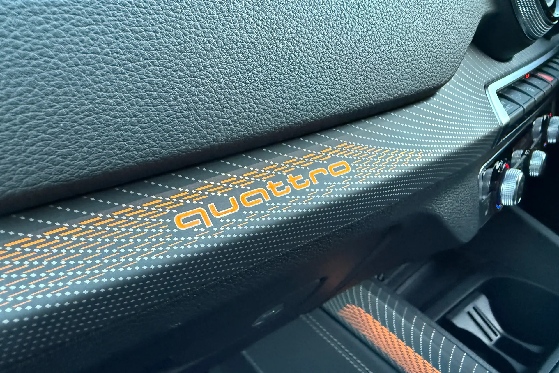 Audi Q2 thumbnail image number 58