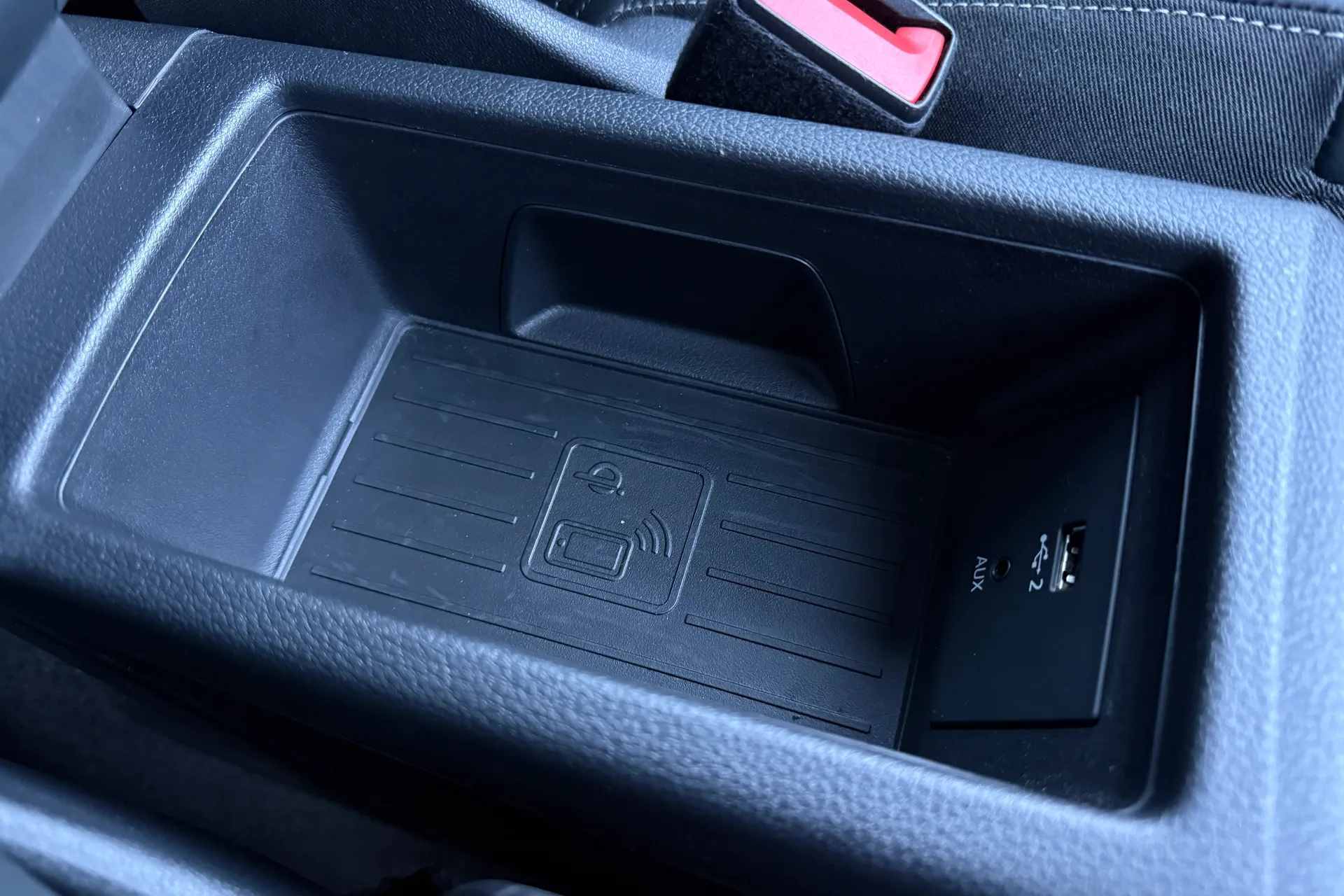 Audi Q2 thumbnail image number 16