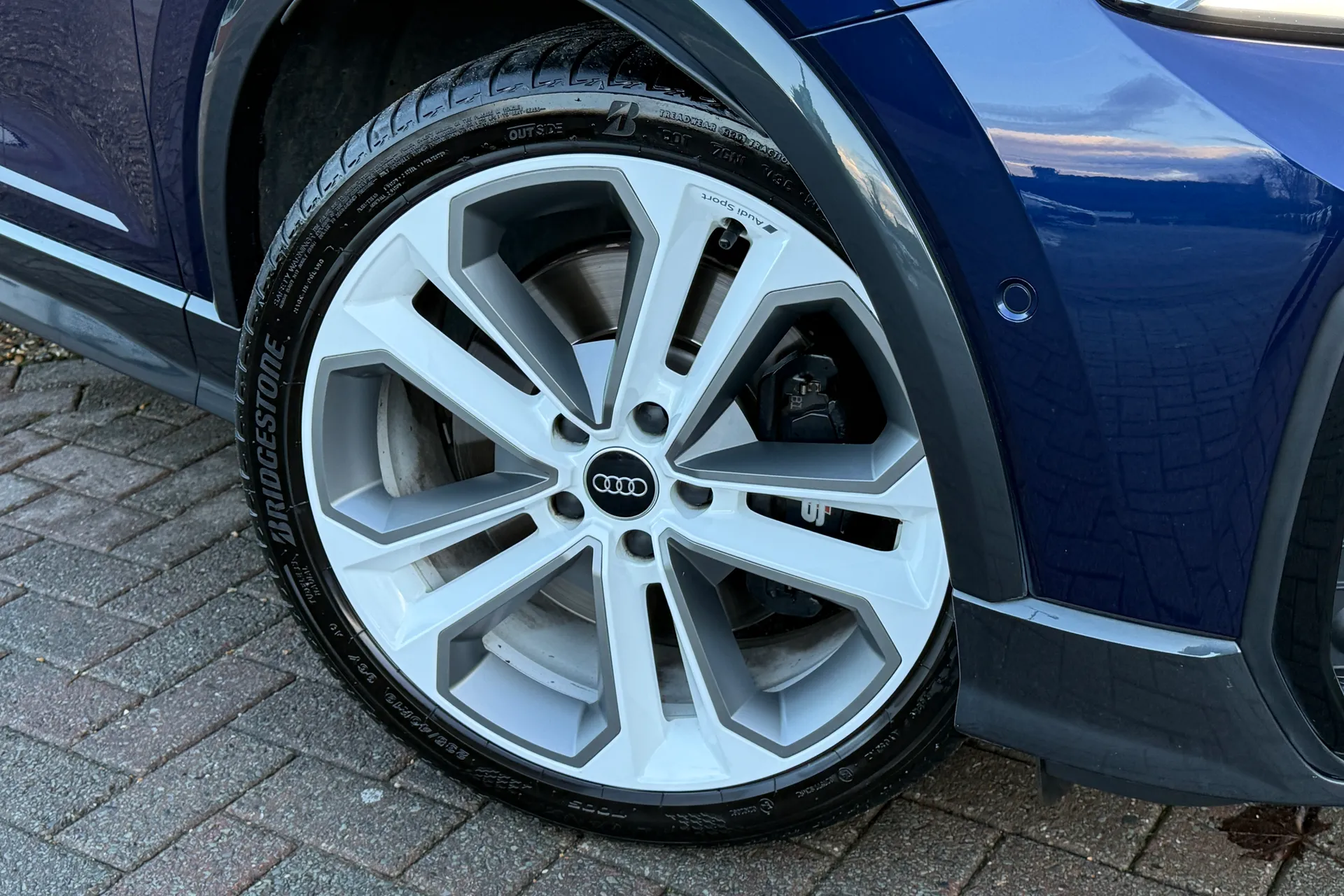 Audi Q2 thumbnail image number 8