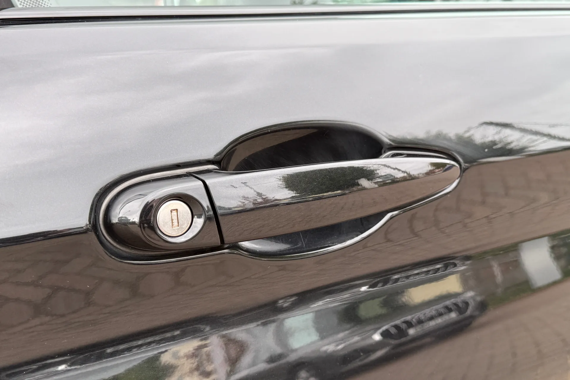 BMW M4 thumbnail image number 49