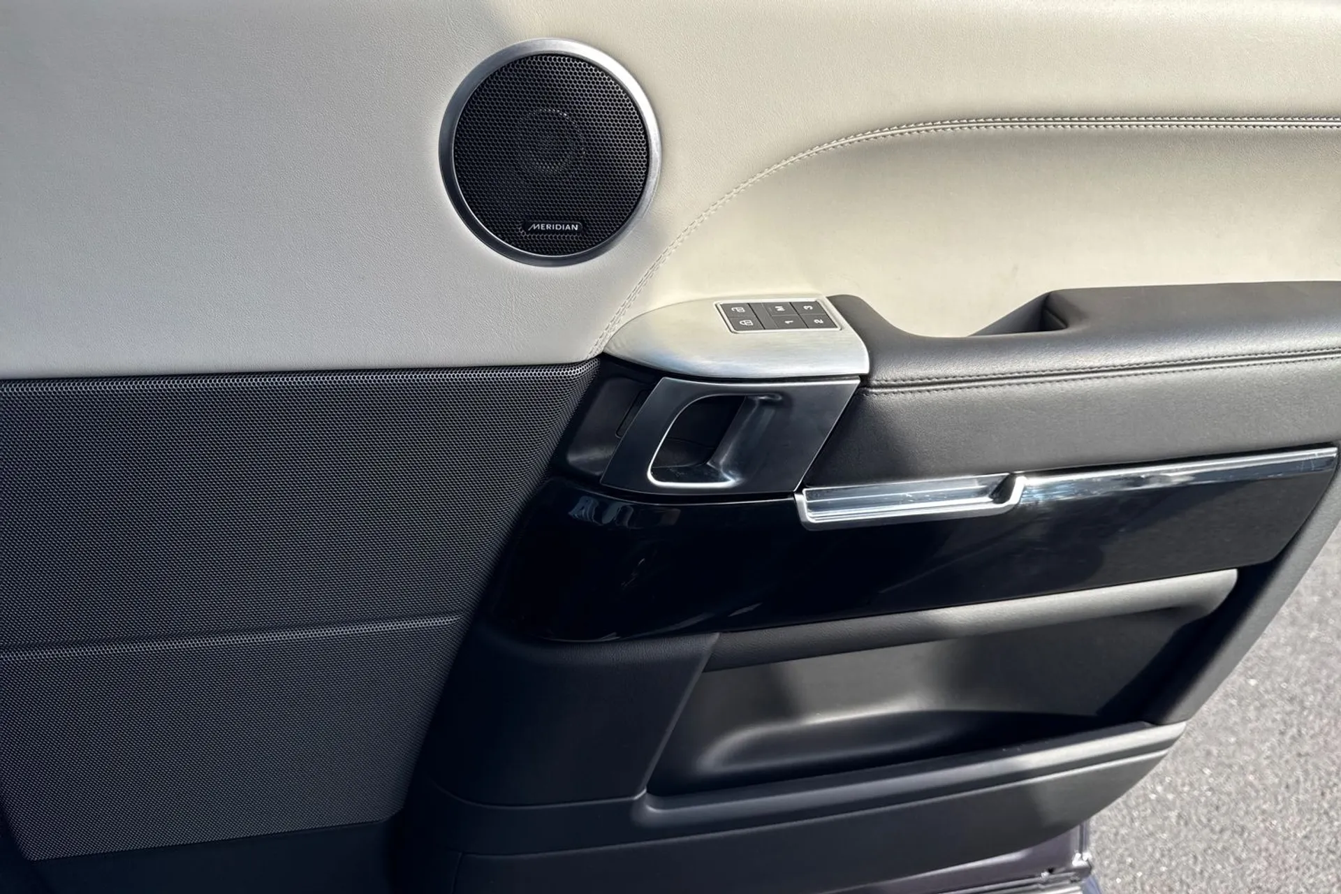 LAND ROVER RANGE ROVER SPORT thumbnail image number 54