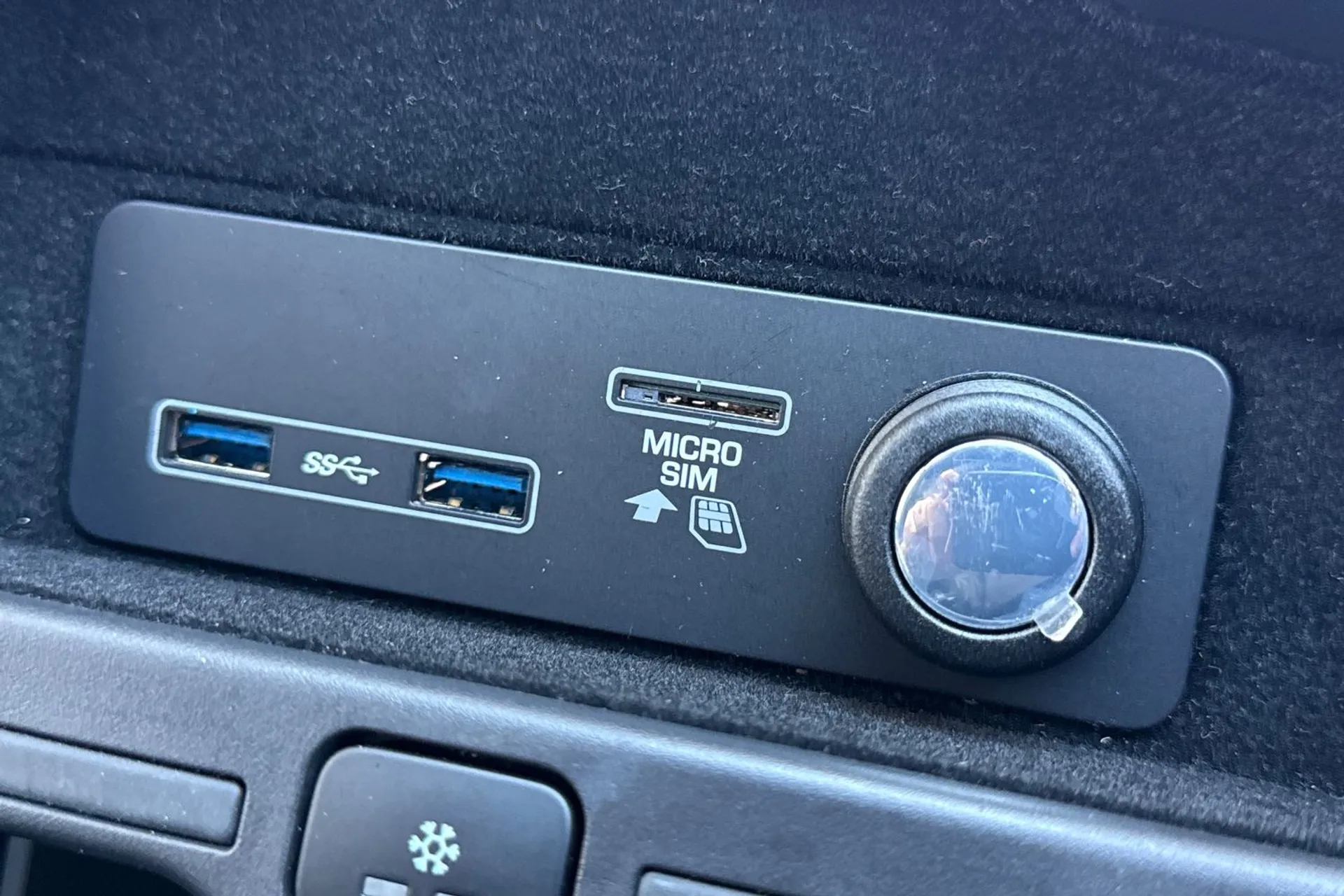 LAND ROVER RANGE ROVER SPORT thumbnail image number 59