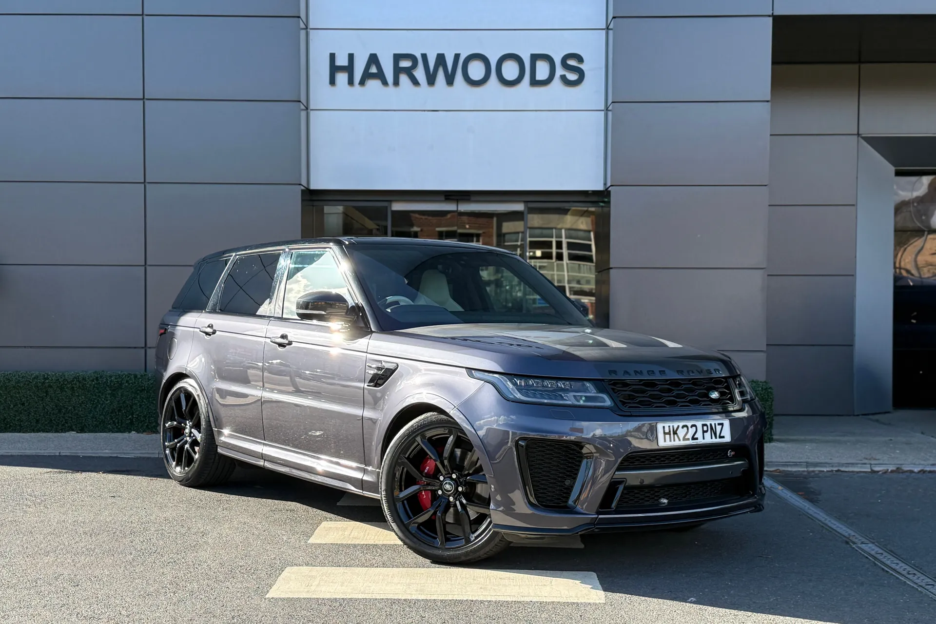 LAND ROVER RANGE ROVER SPORT focused image