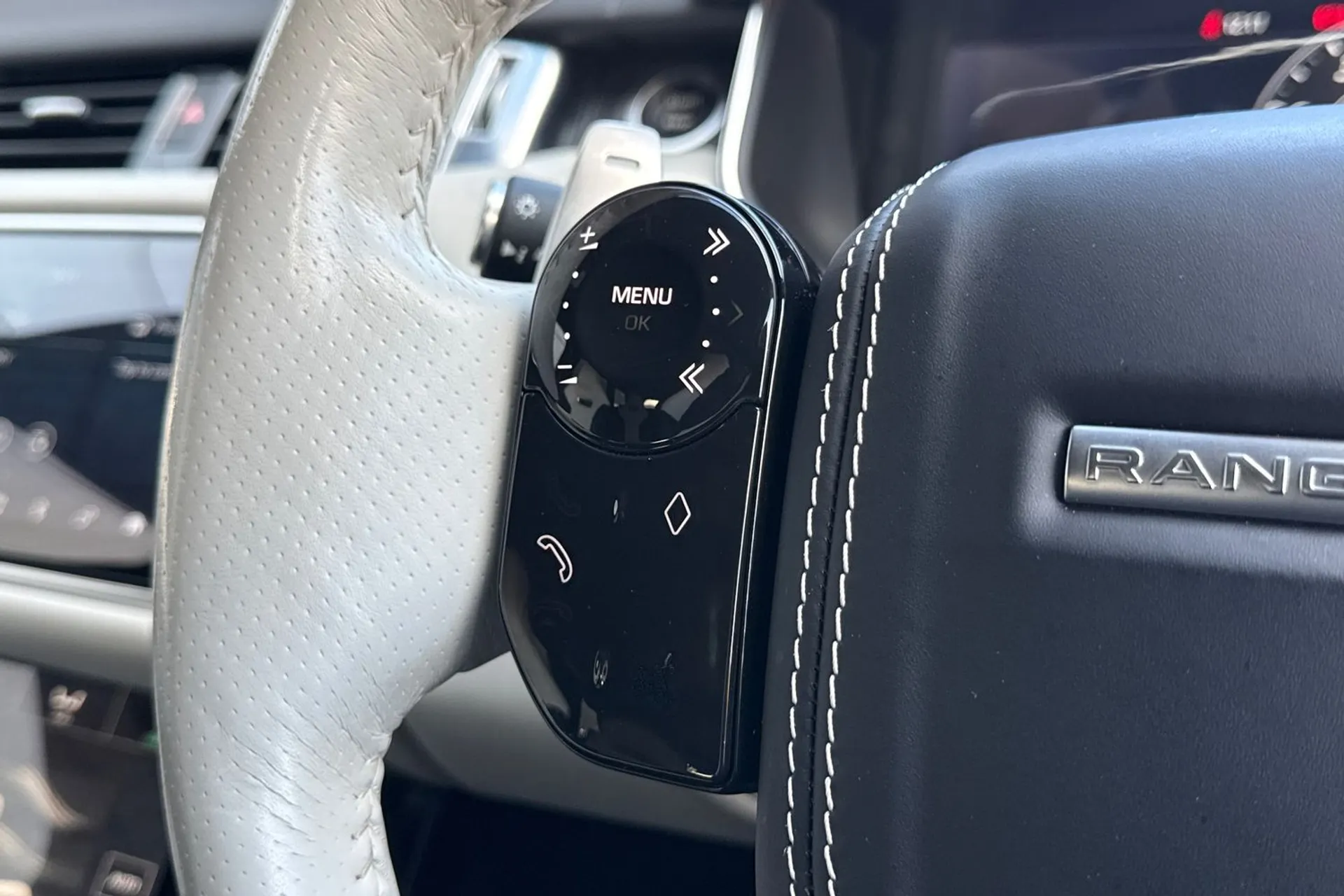 LAND ROVER RANGE ROVER SPORT thumbnail image number 51