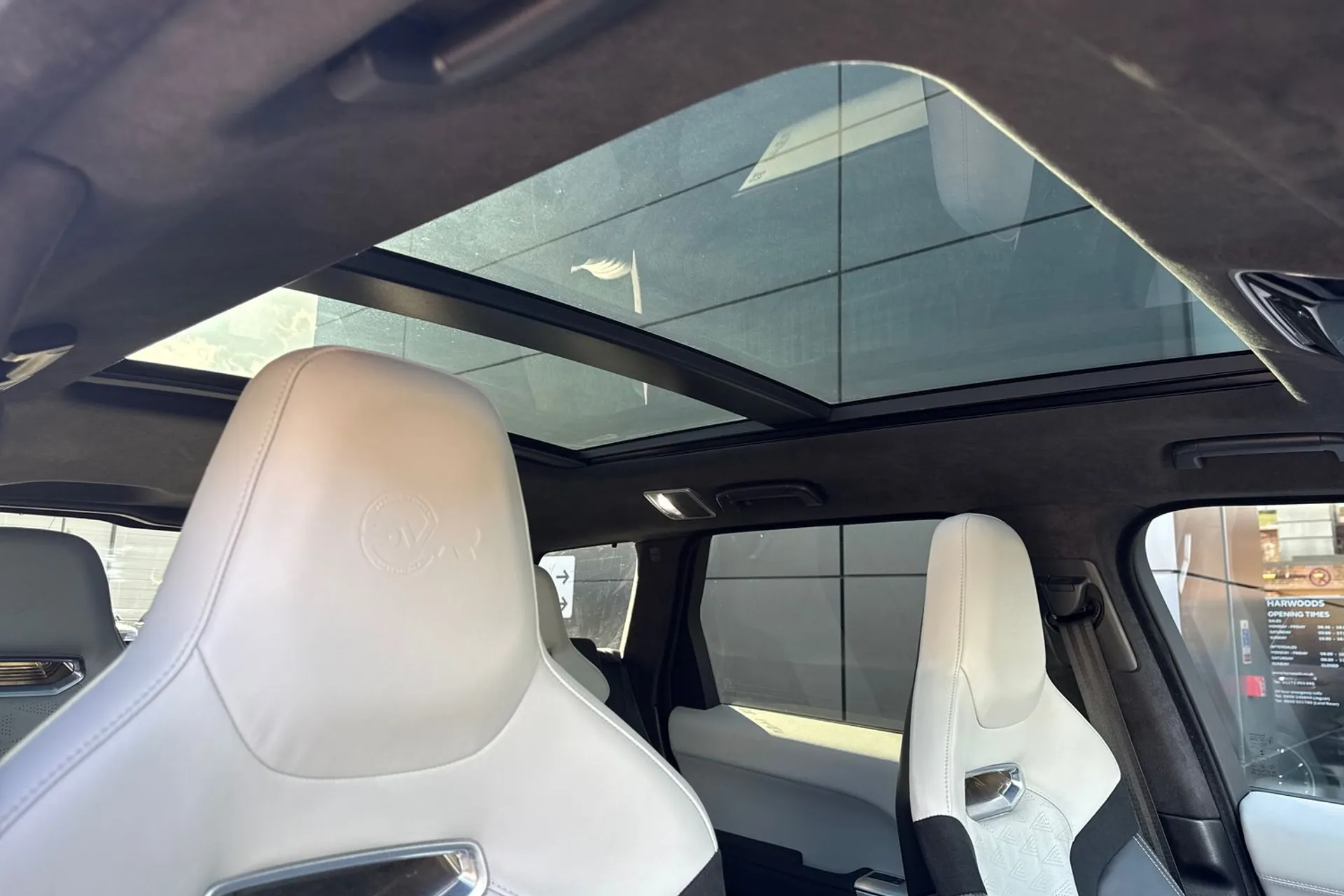 LAND ROVER RANGE ROVER SPORT thumbnail image number 9