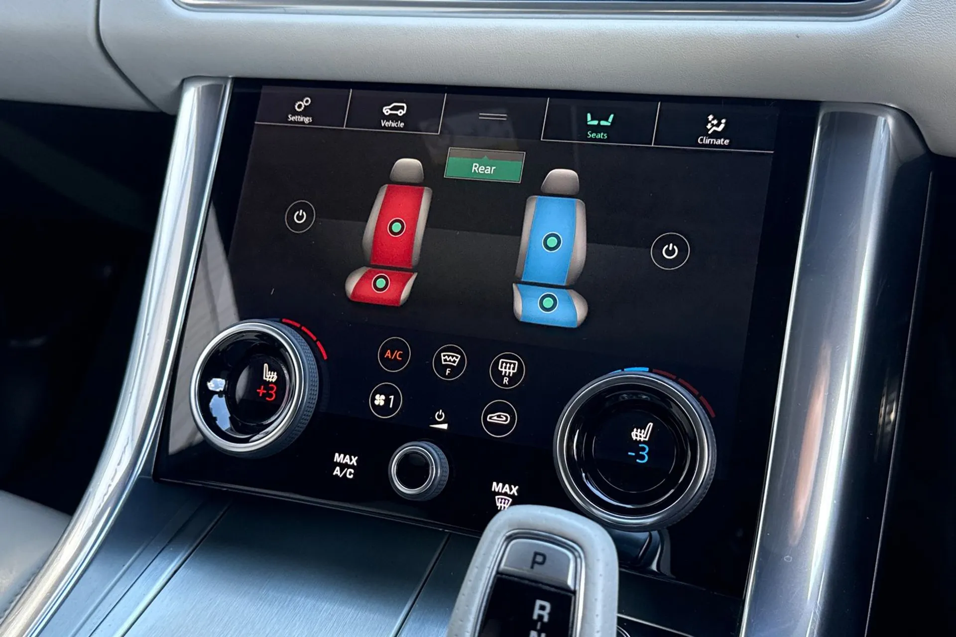 LAND ROVER RANGE ROVER SPORT thumbnail image number 24