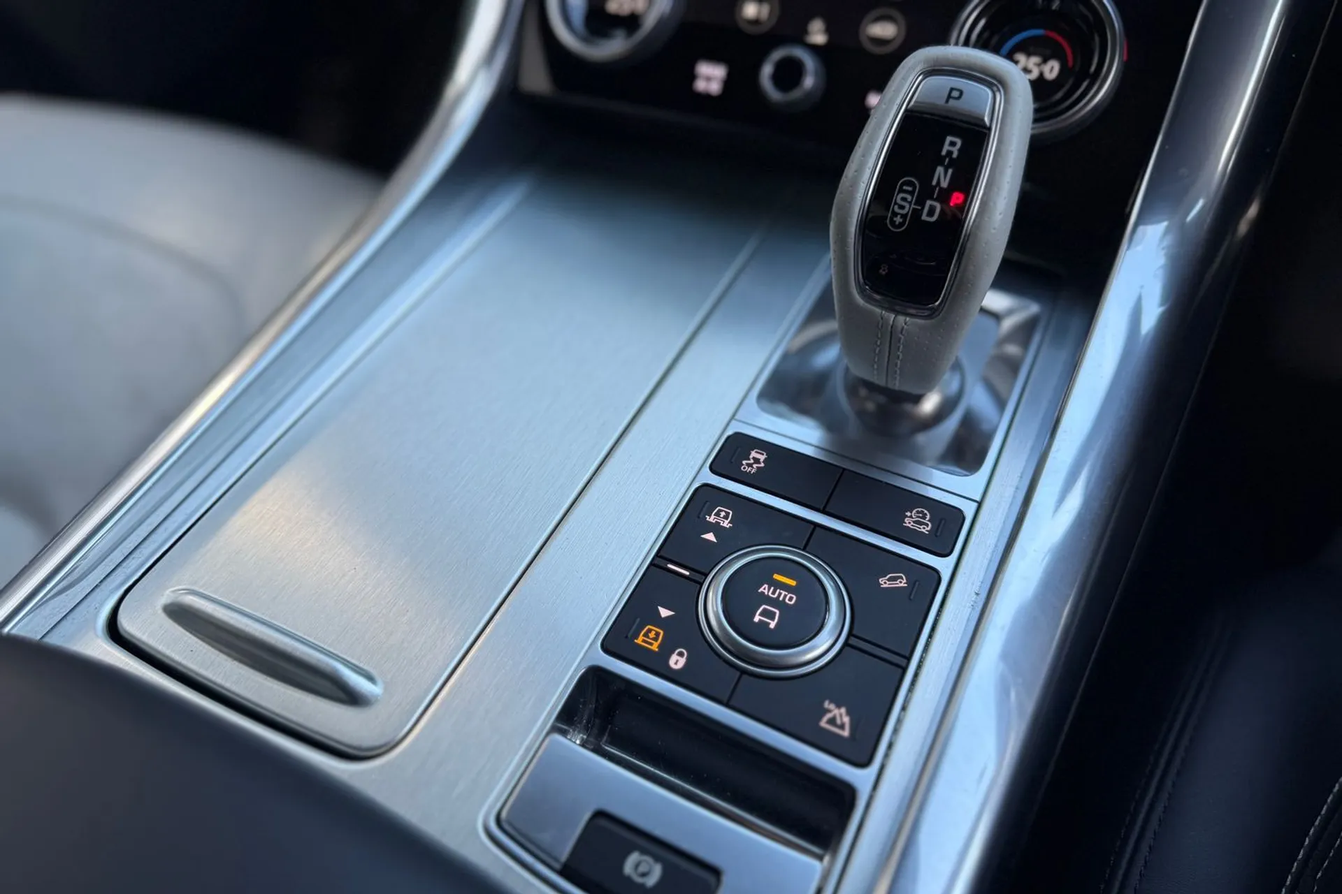 LAND ROVER RANGE ROVER SPORT thumbnail image number 62