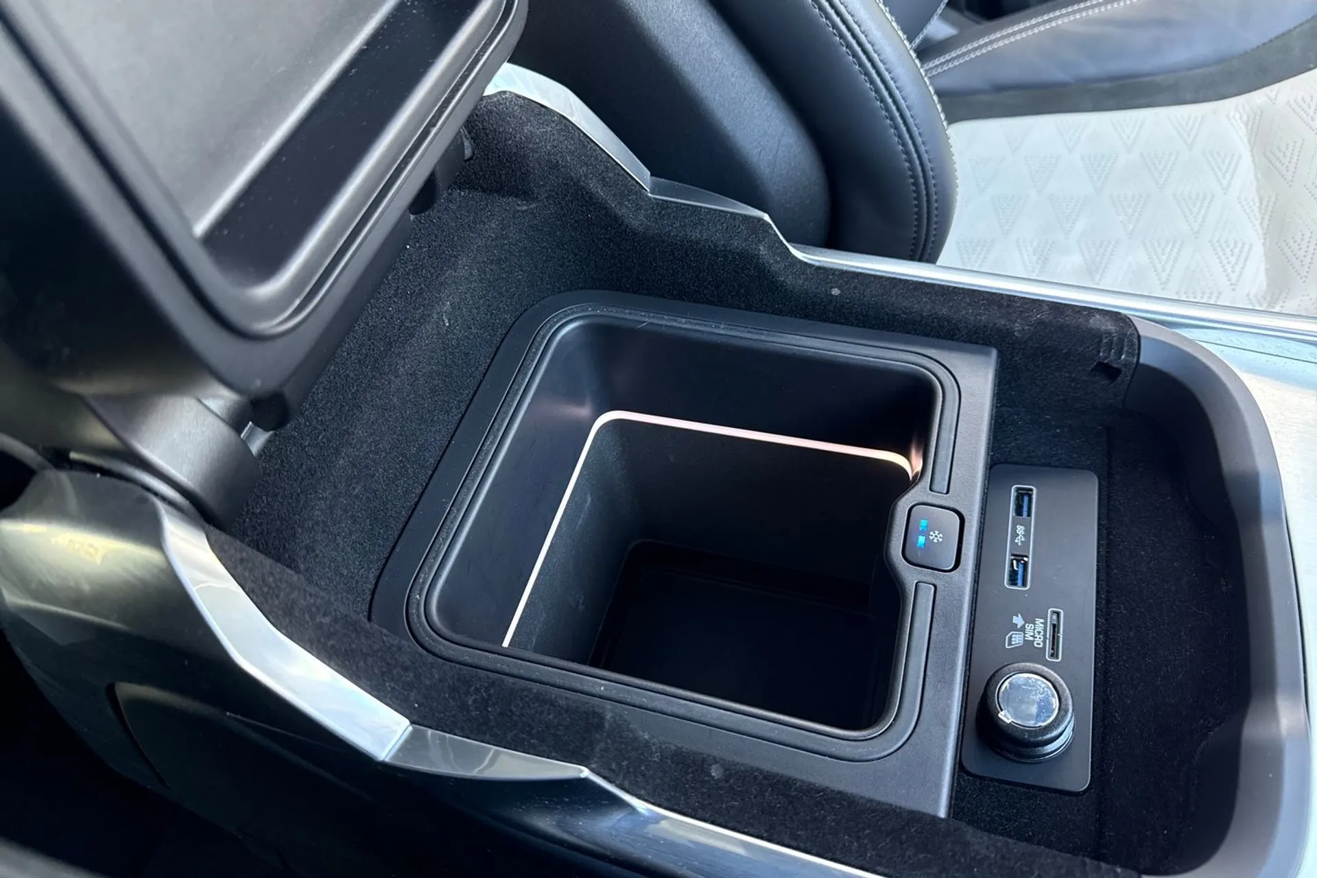 LAND ROVER RANGE ROVER SPORT thumbnail image number 60