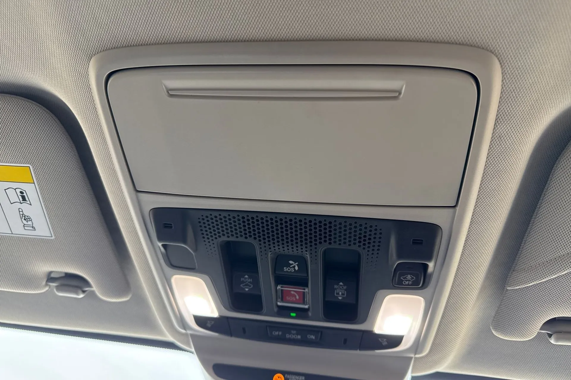 HONDA ZR-V thumbnail image number 43