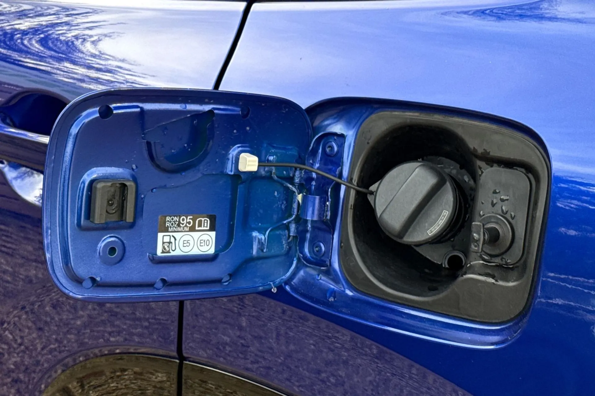 HONDA ZR-V thumbnail image number 20