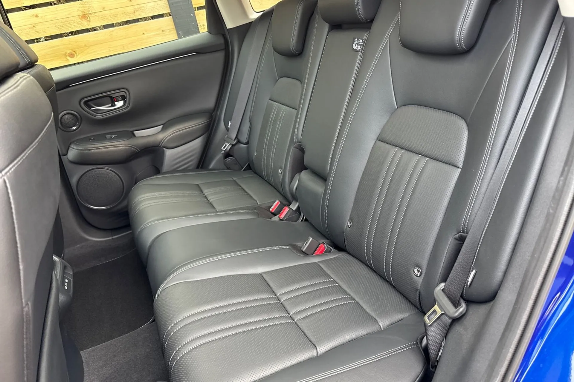 HONDA ZR-V thumbnail image number 32