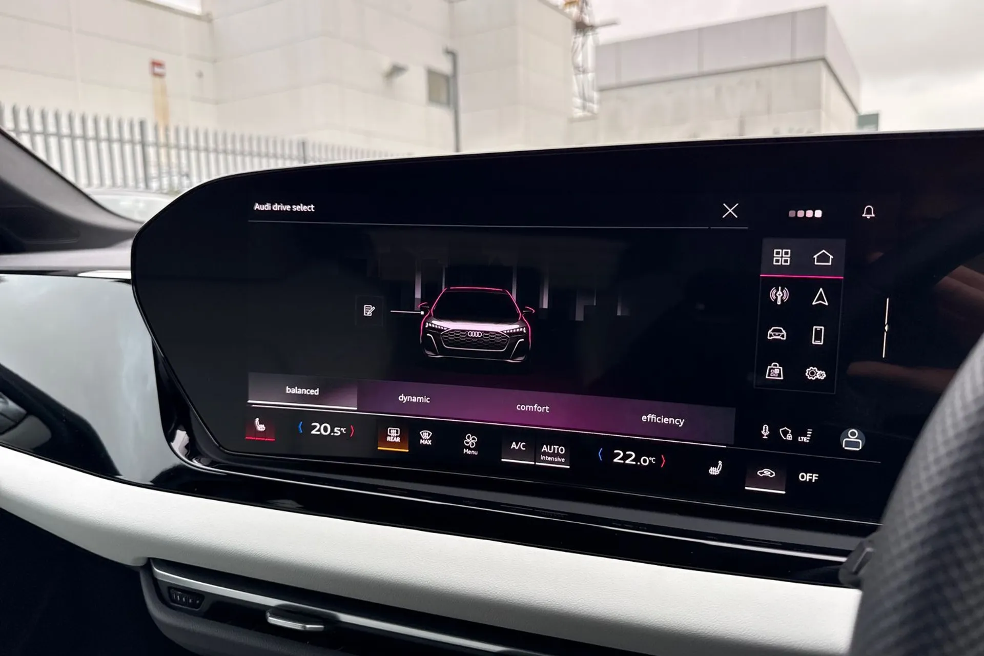 Audi A5 thumbnail image number 37