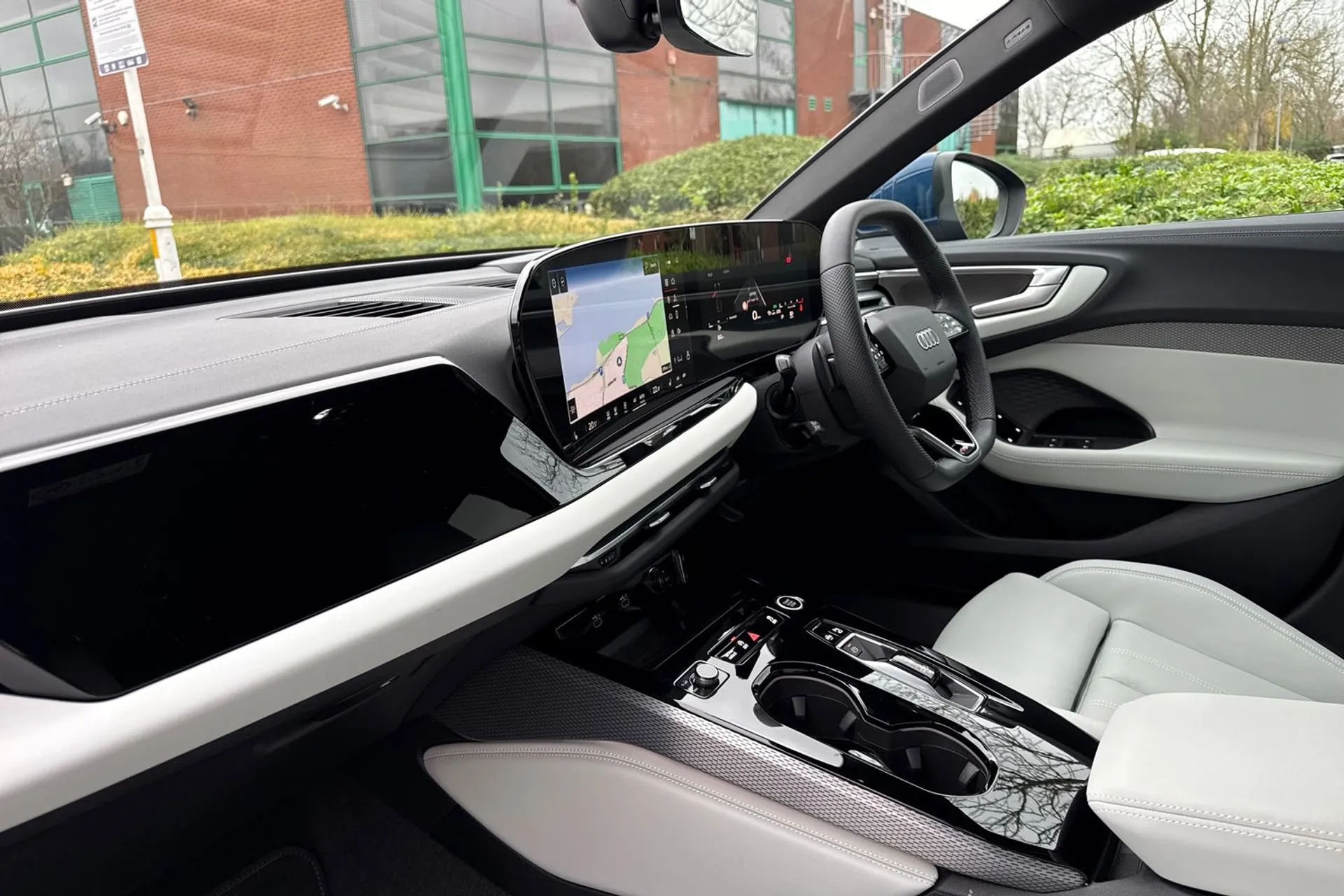 Audi A5 thumbnail image number 32