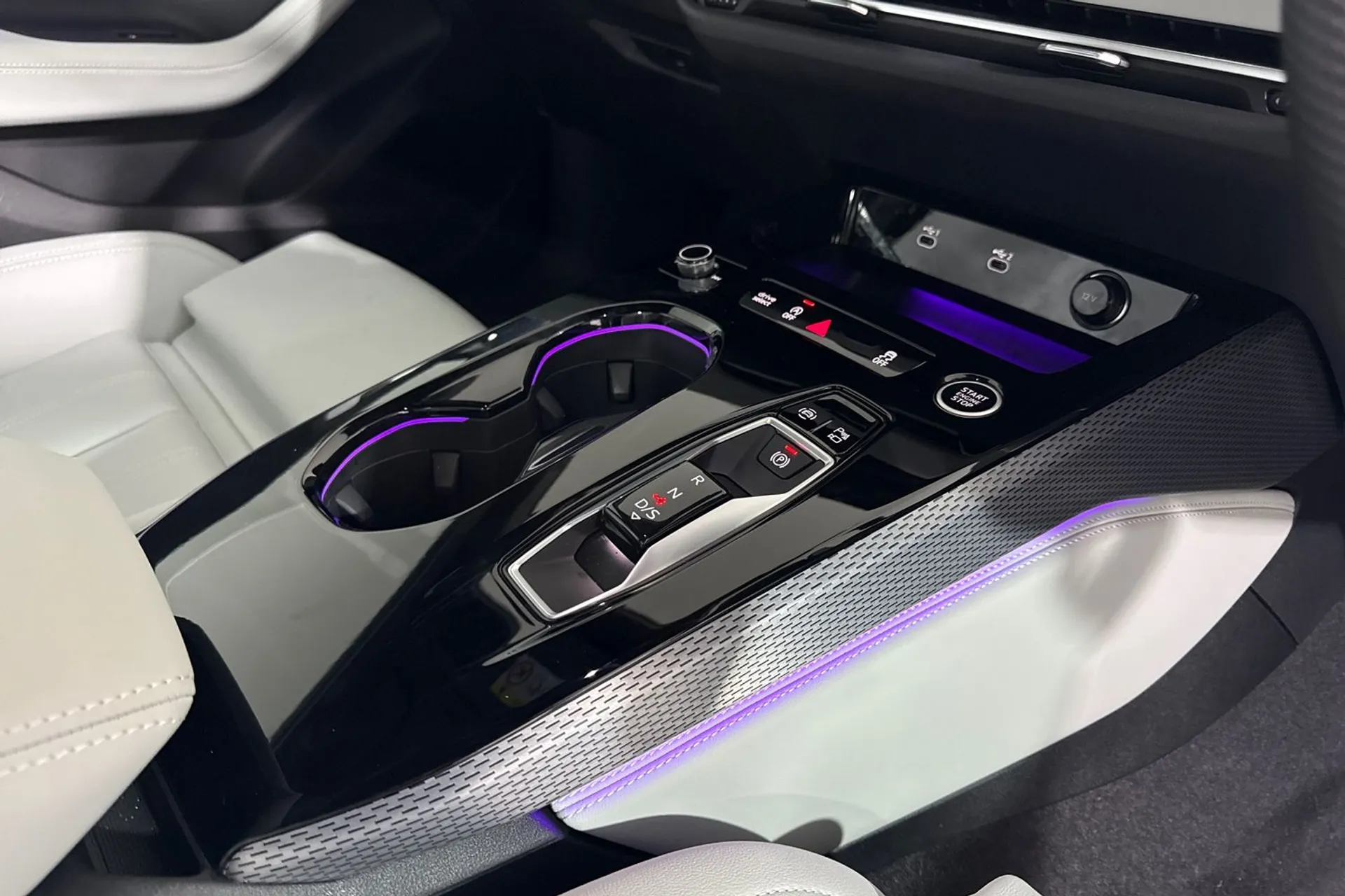 Audi A5 thumbnail image number 18