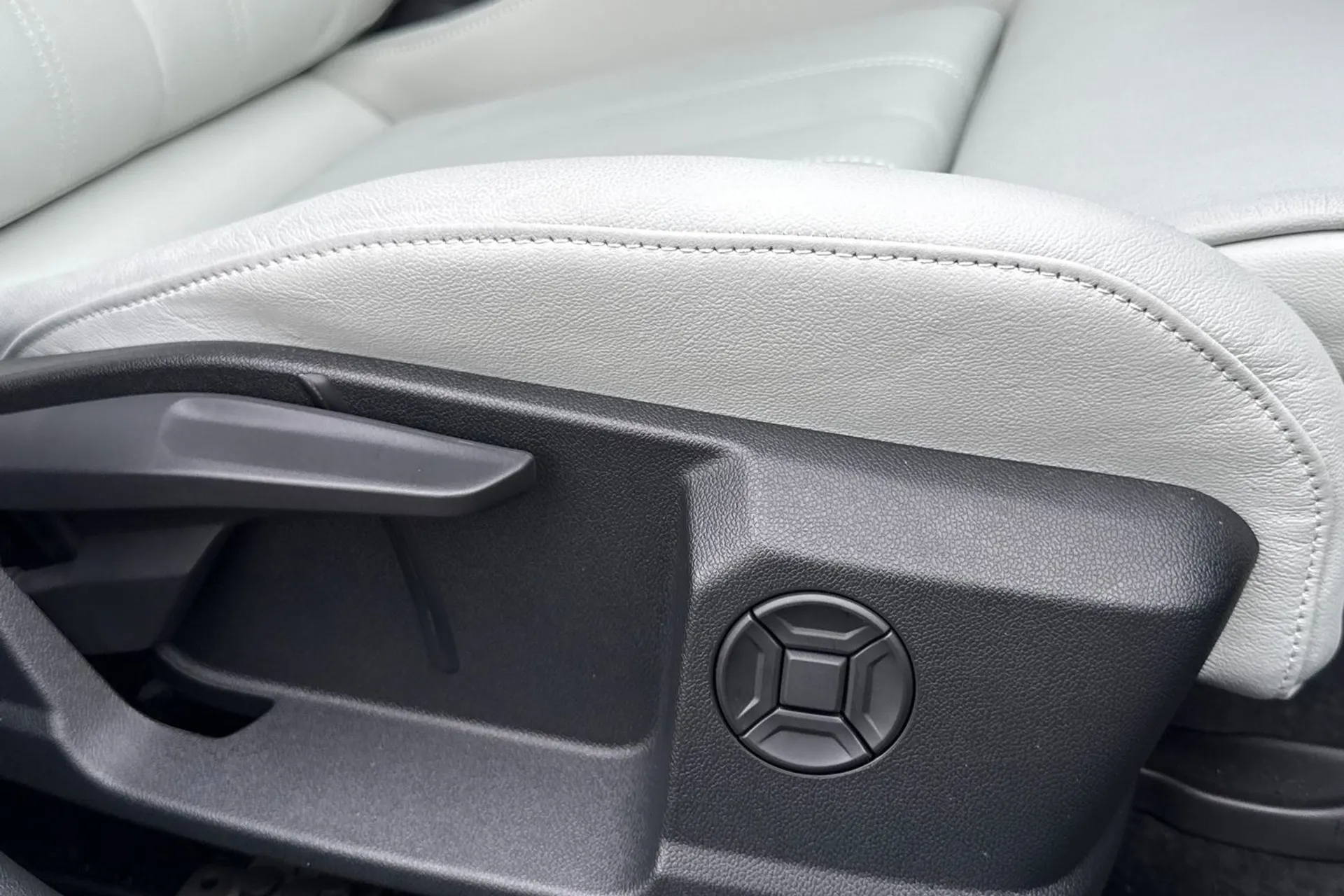 Audi A5 thumbnail image number 50