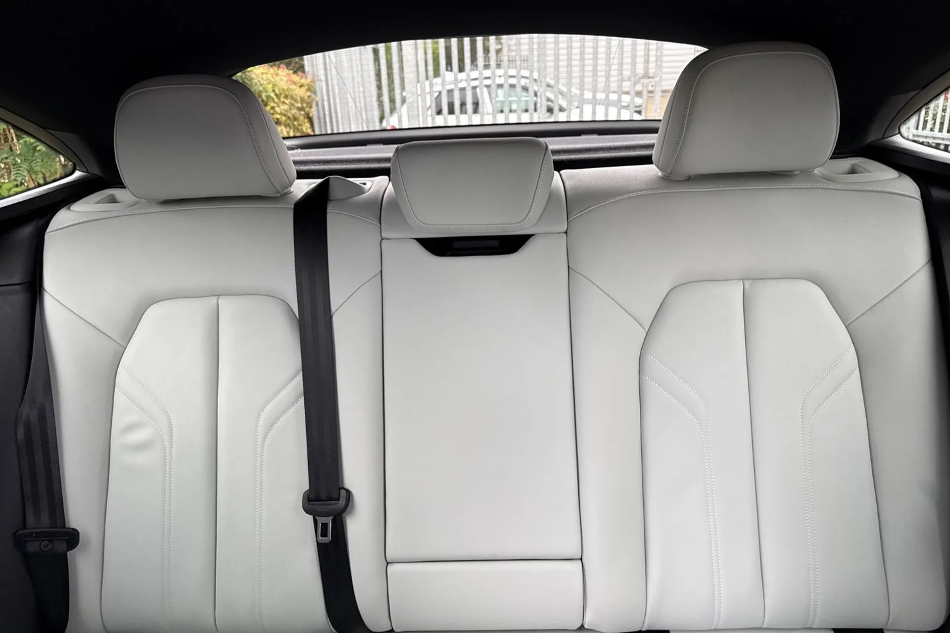 Audi A5 thumbnail image number 38