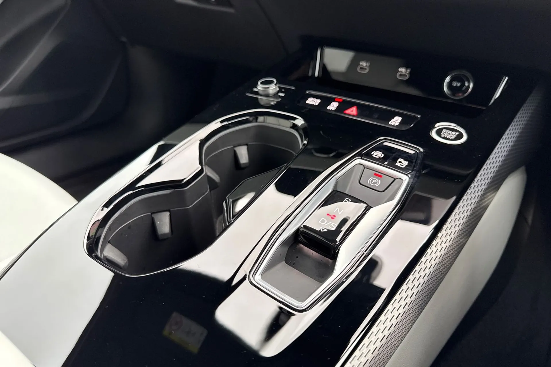 Audi A5 thumbnail image number 48