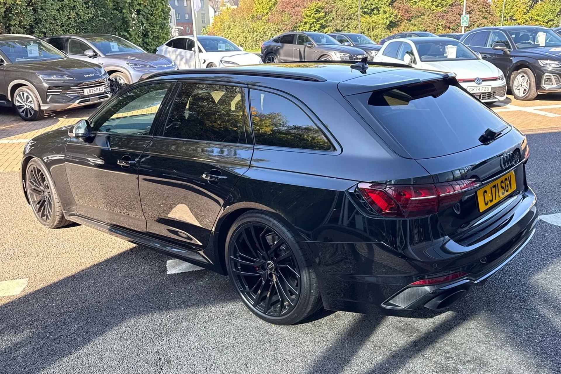 Audi RS4 thumbnail image number 8