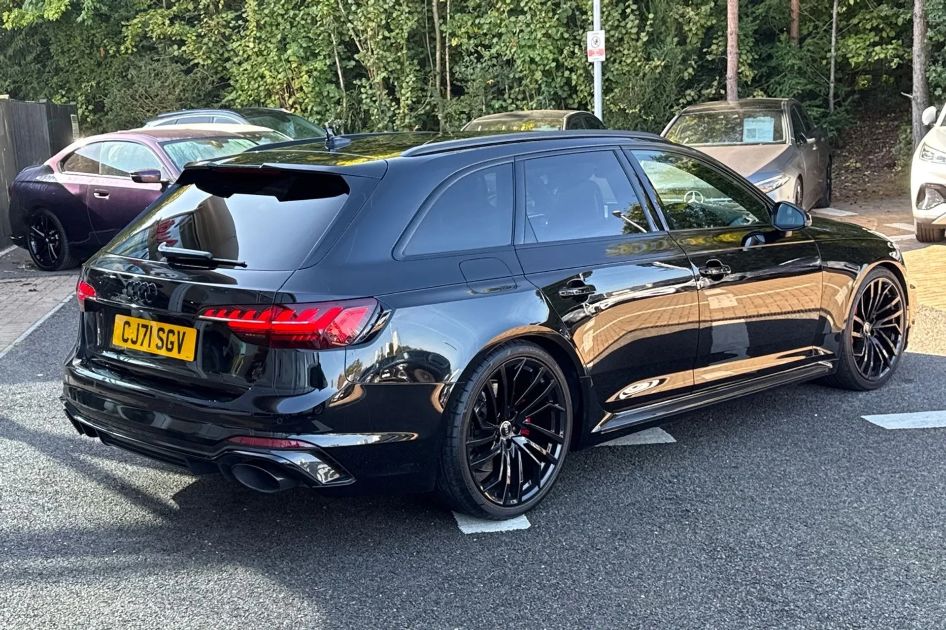 Audi RS4 thumbnail image number 6