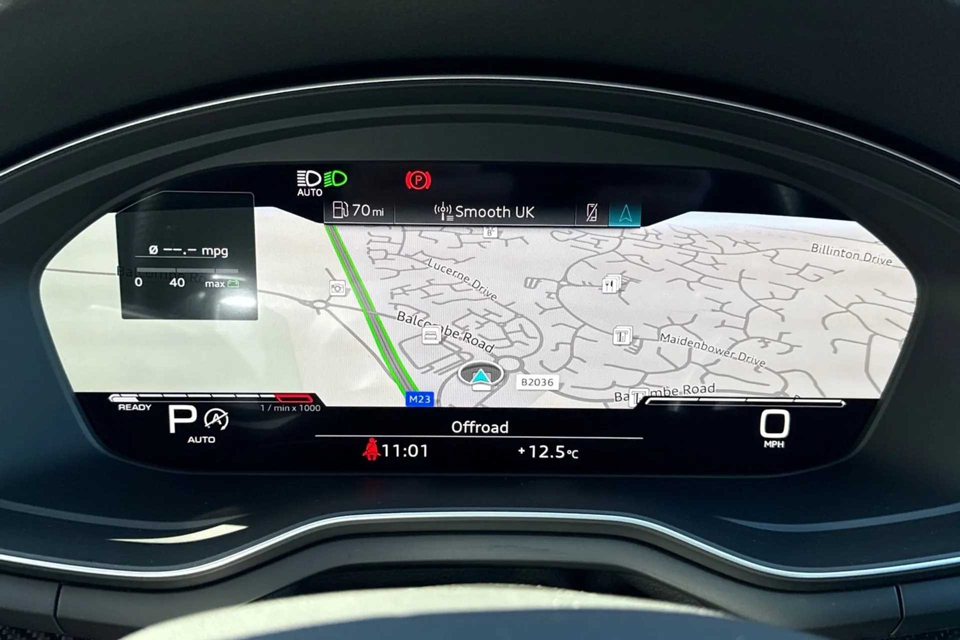 Audi RS4 thumbnail image number 42