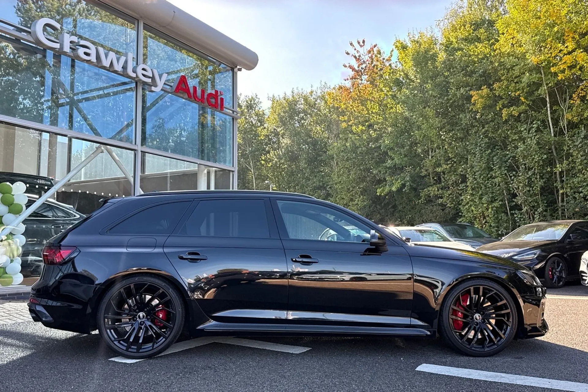 Audi RS4 thumbnail image number 2