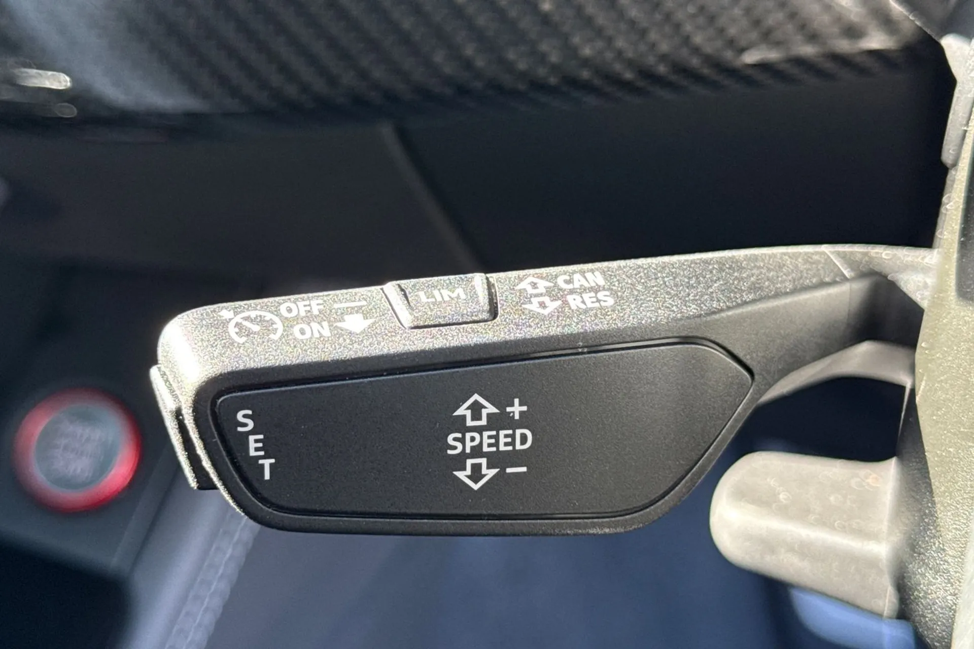 Audi RS4 thumbnail image number 61