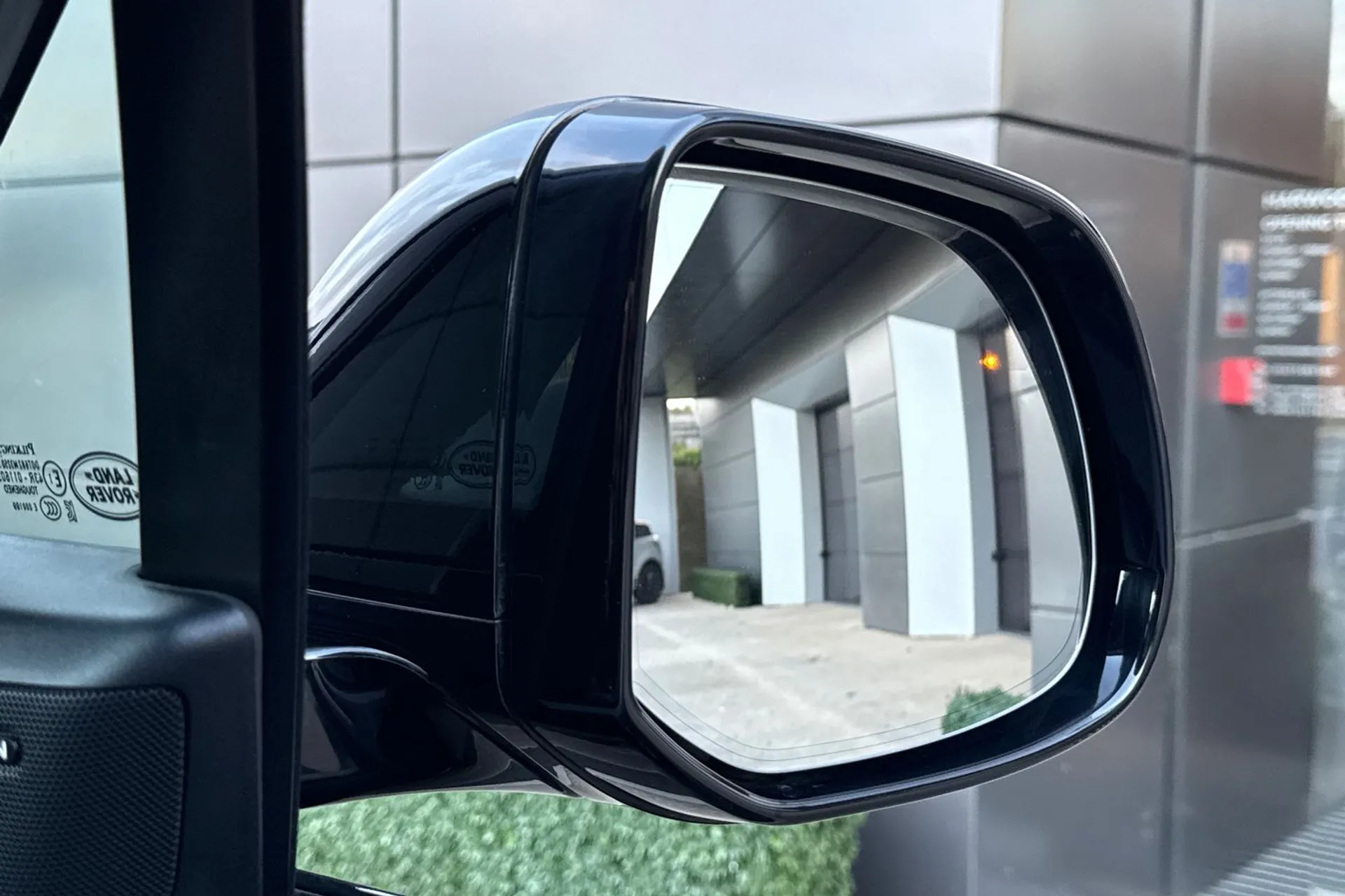 LAND ROVER RANGE ROVER SPORT thumbnail image number 27