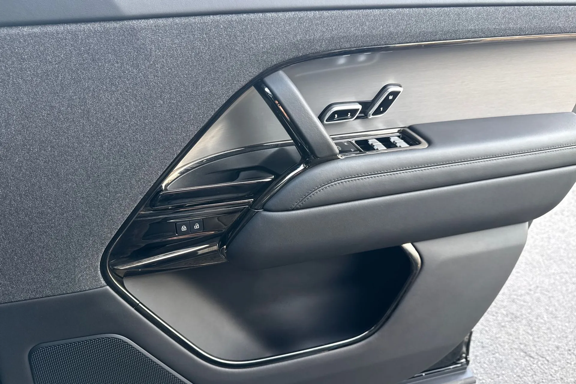 LAND ROVER RANGE ROVER SPORT thumbnail image number 49