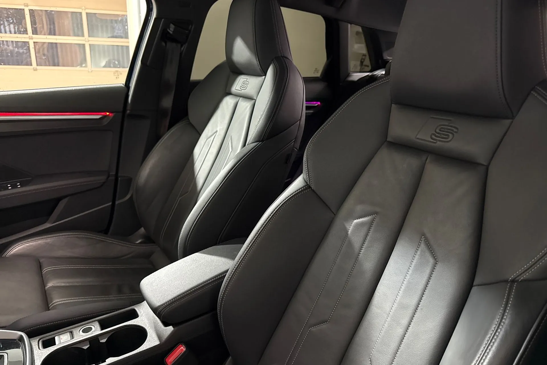 Audi A3 thumbnail image number 35