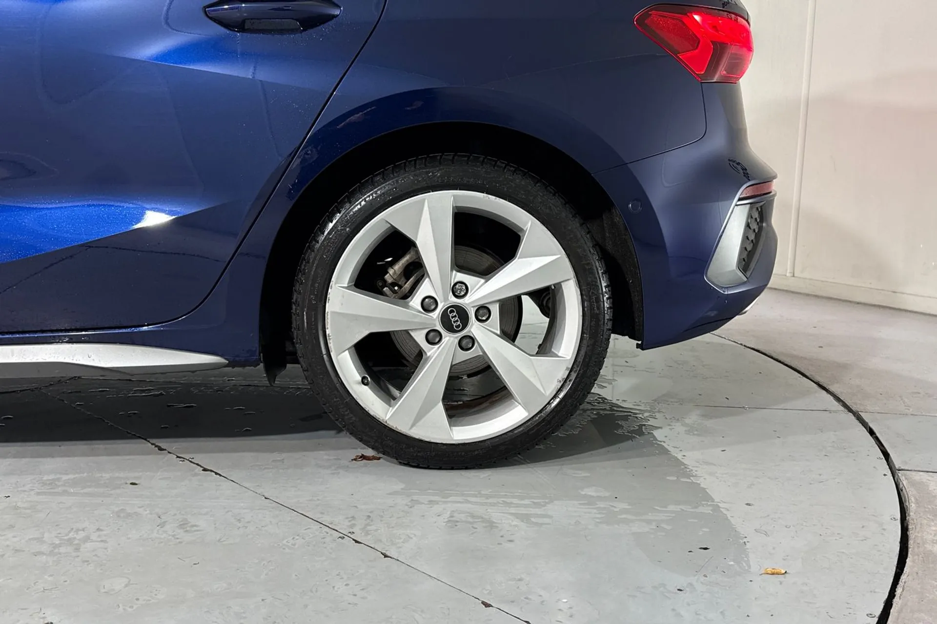 Audi A3 thumbnail image number 13