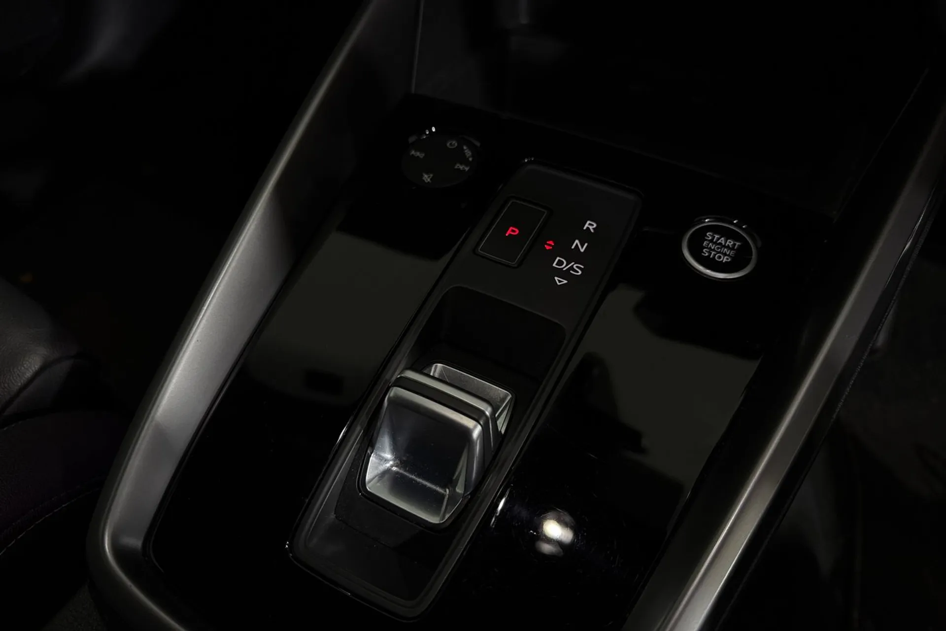 Audi A3 thumbnail image number 36