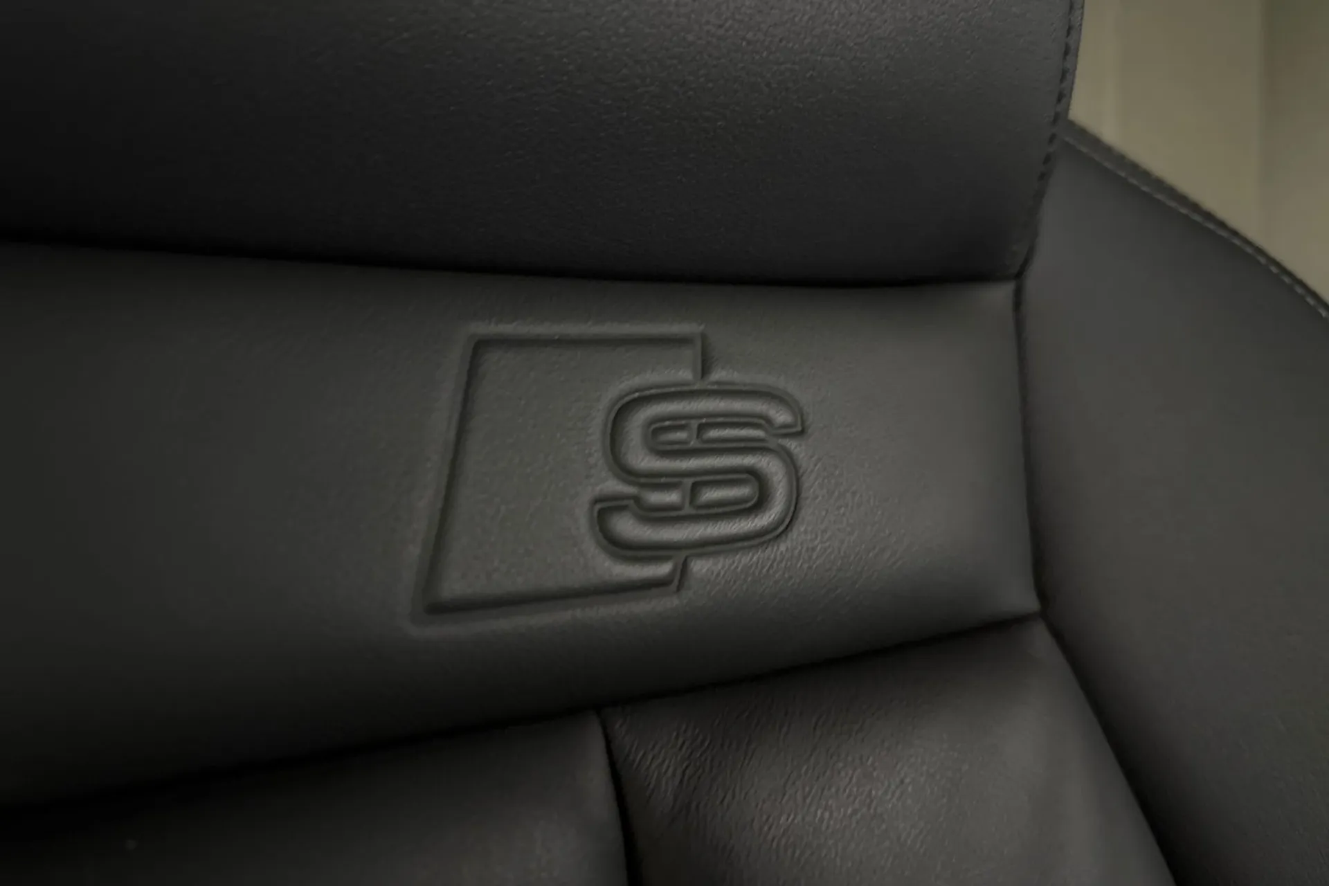 Audi A3 thumbnail image number 28