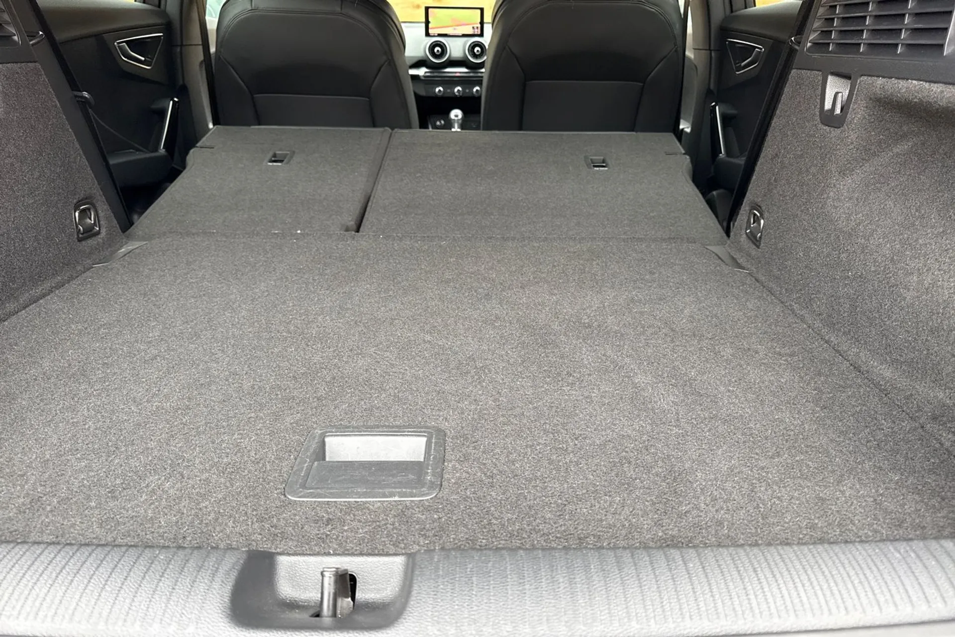 Audi Q2 thumbnail image number 22