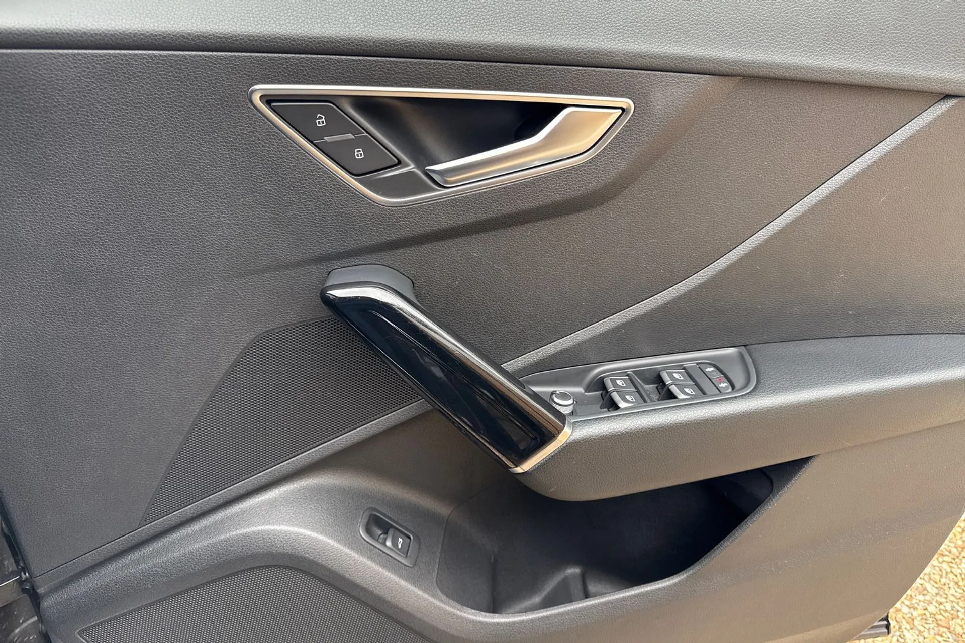 Audi Q2 thumbnail image number 41