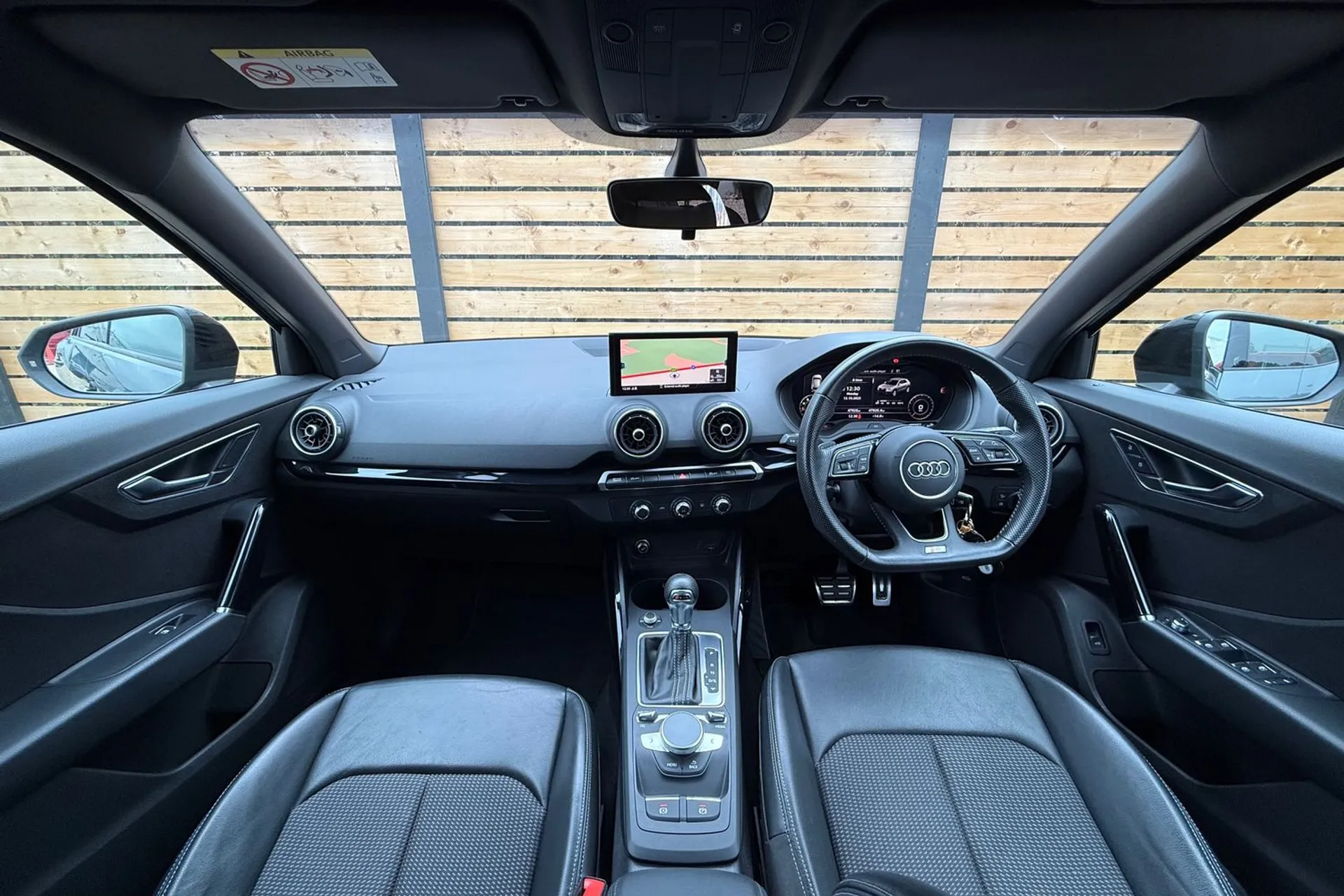 Audi Q2 thumbnail image number 3