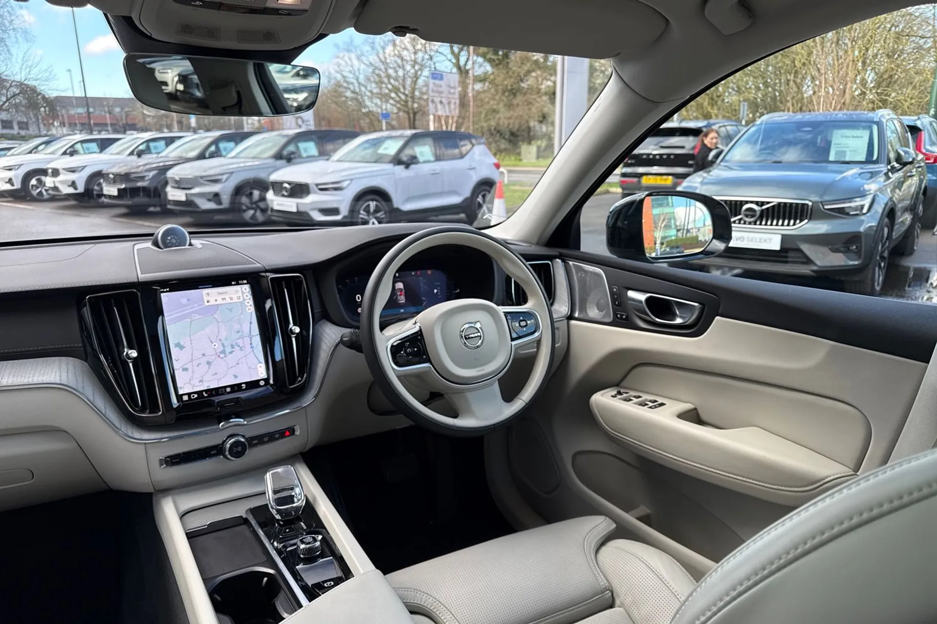 Volvo XC60 thumbnail image number 33