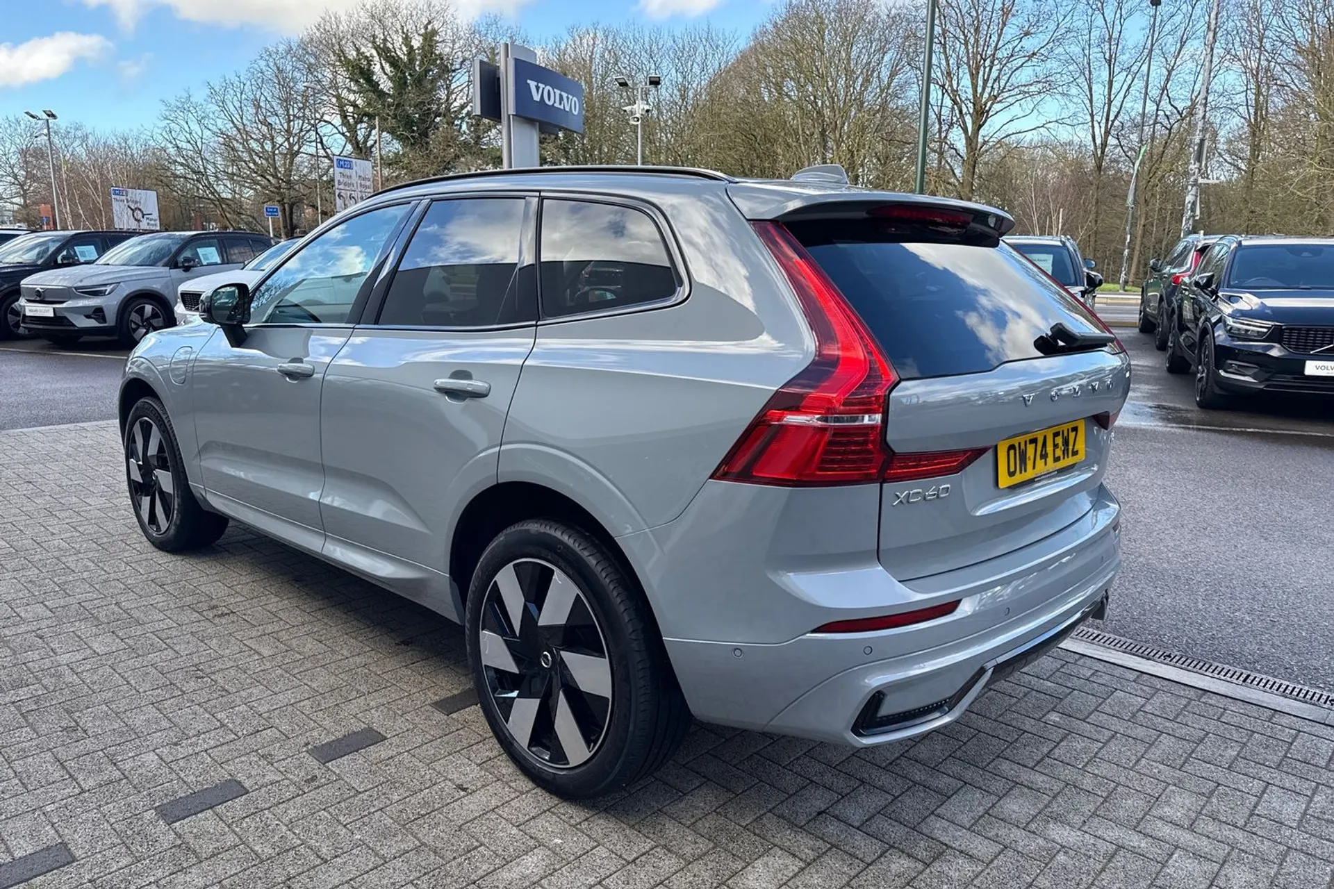 Volvo XC60 thumbnail image number 10