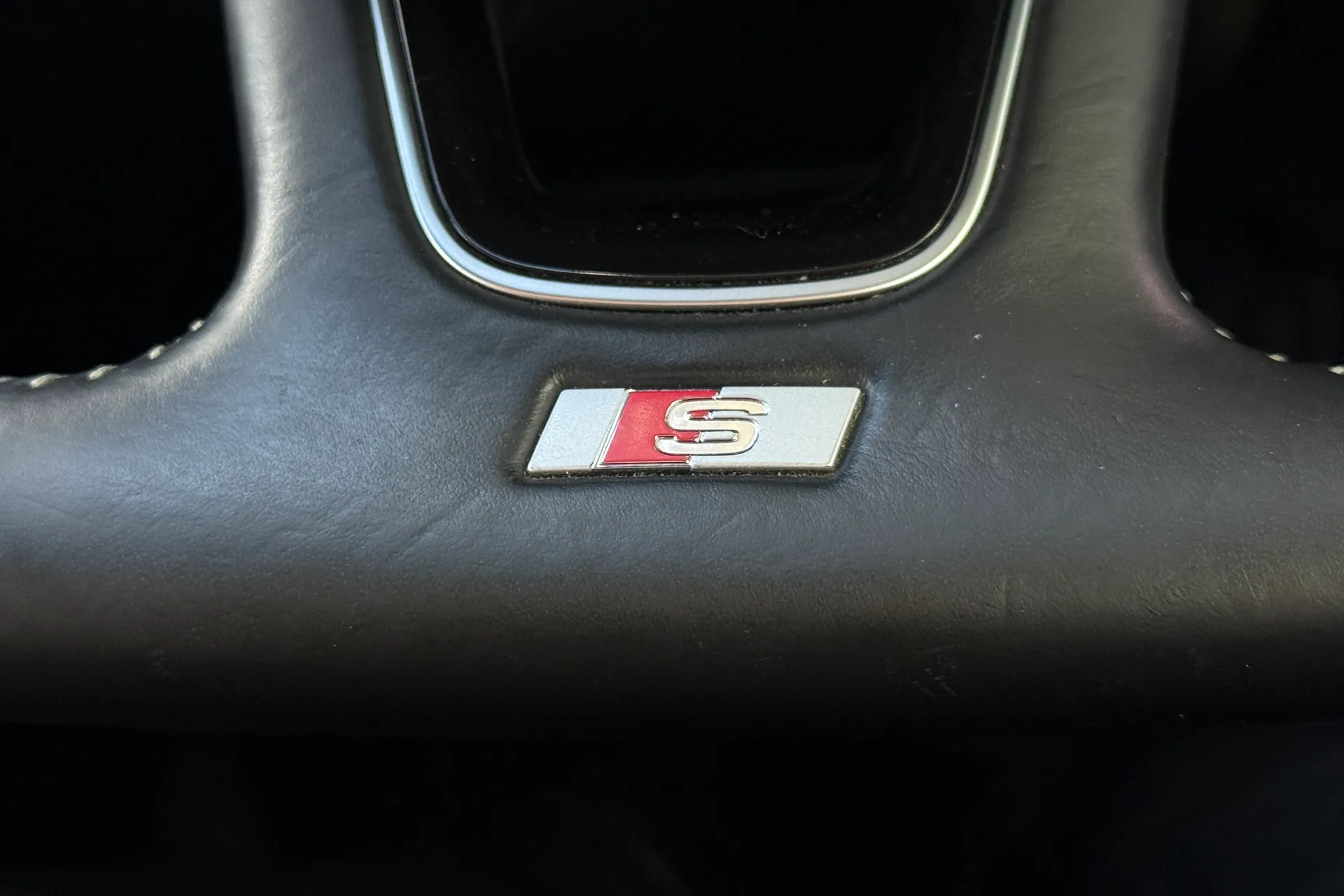 Audi A3 thumbnail image number 11