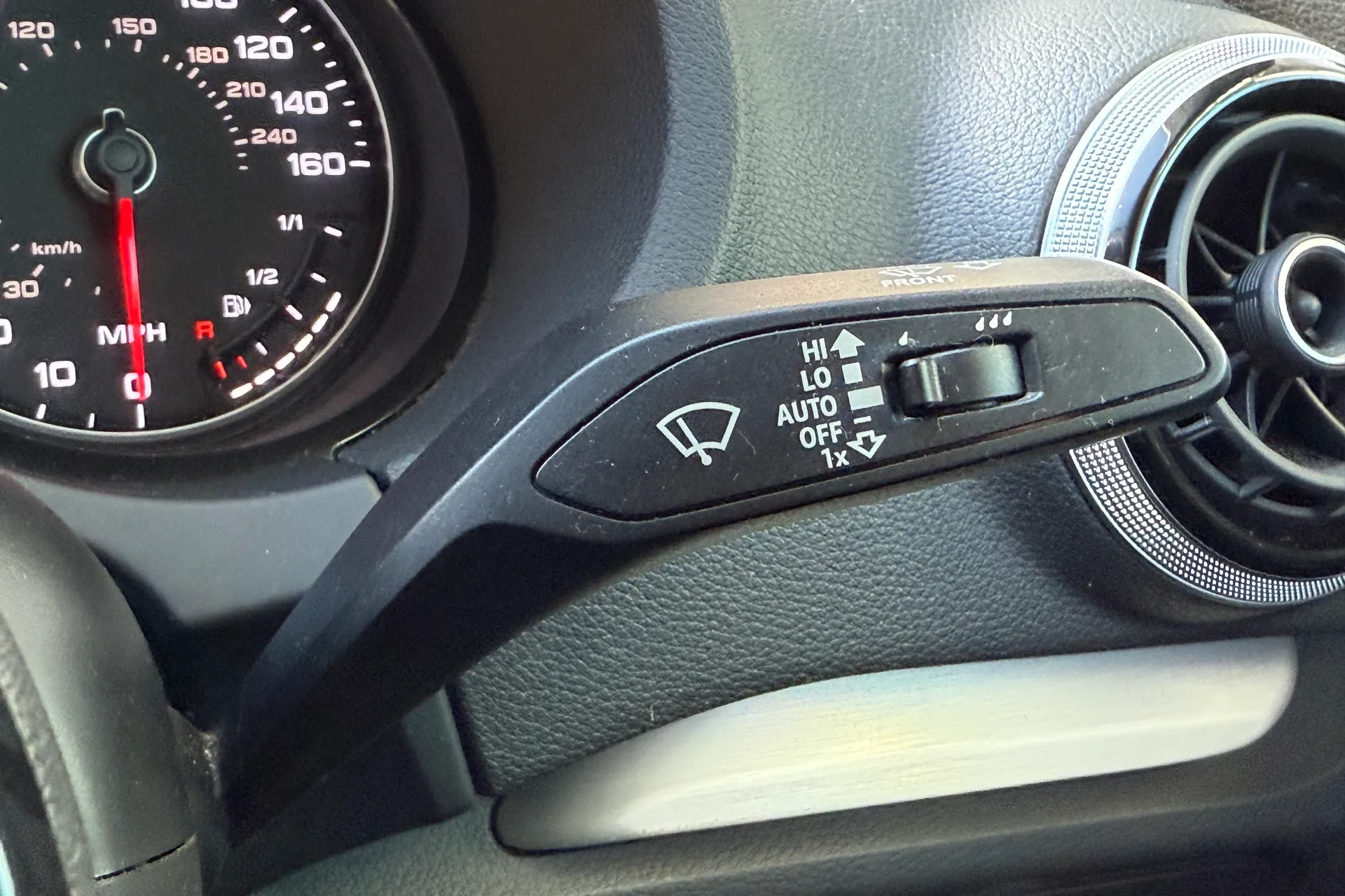 Audi A3 thumbnail image number 13