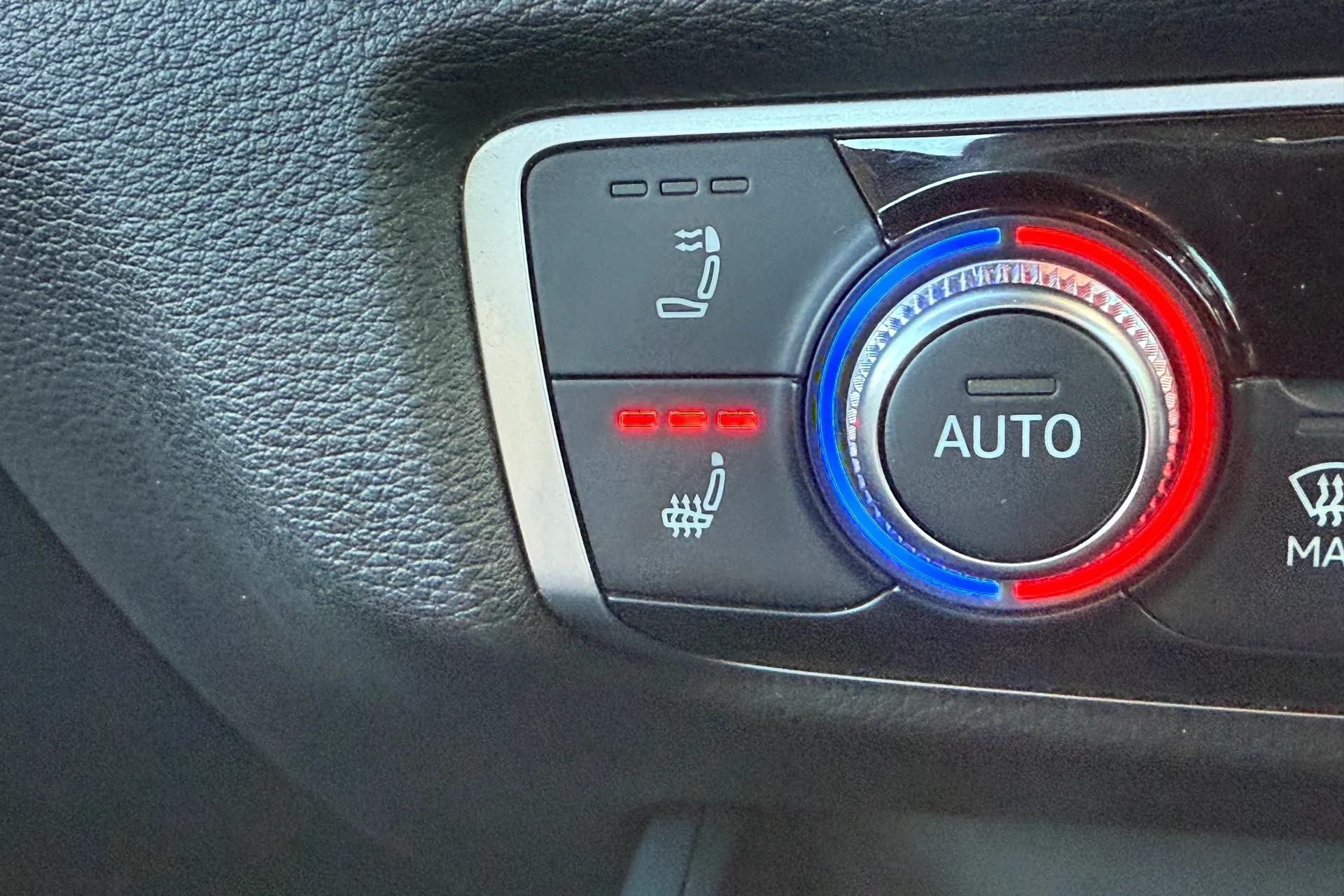 Audi A3 thumbnail image number 27