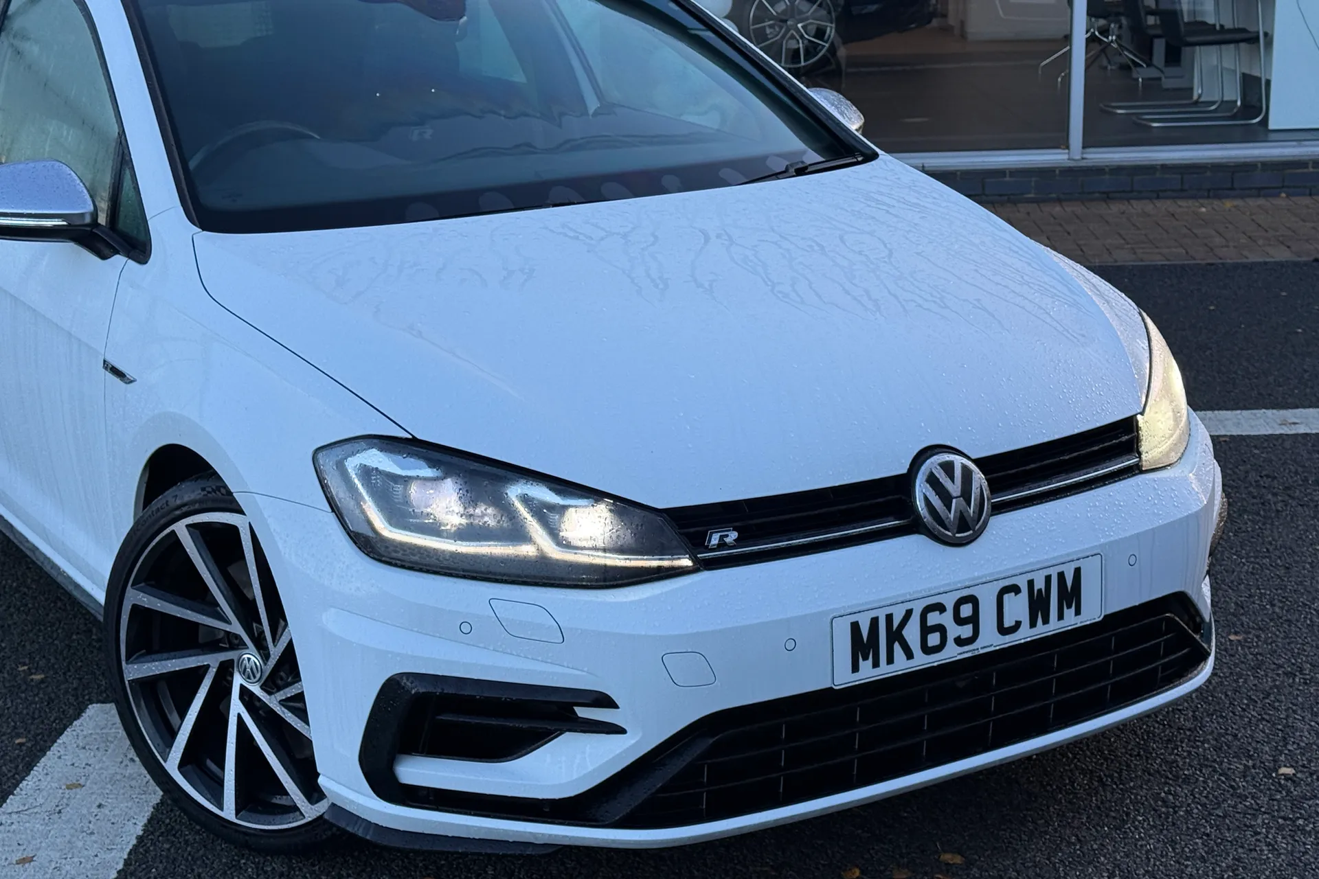 VOLKSWAGEN GOLF thumbnail image number 7