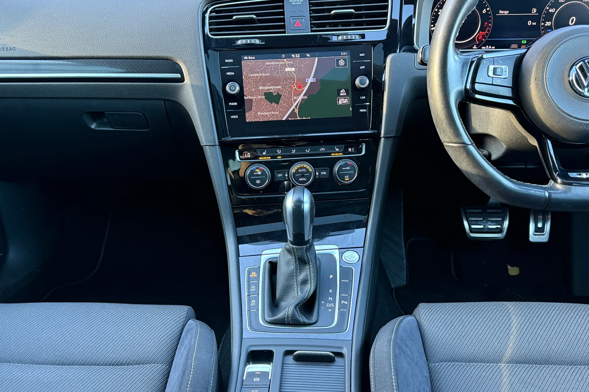 VOLKSWAGEN GOLF thumbnail image number 65