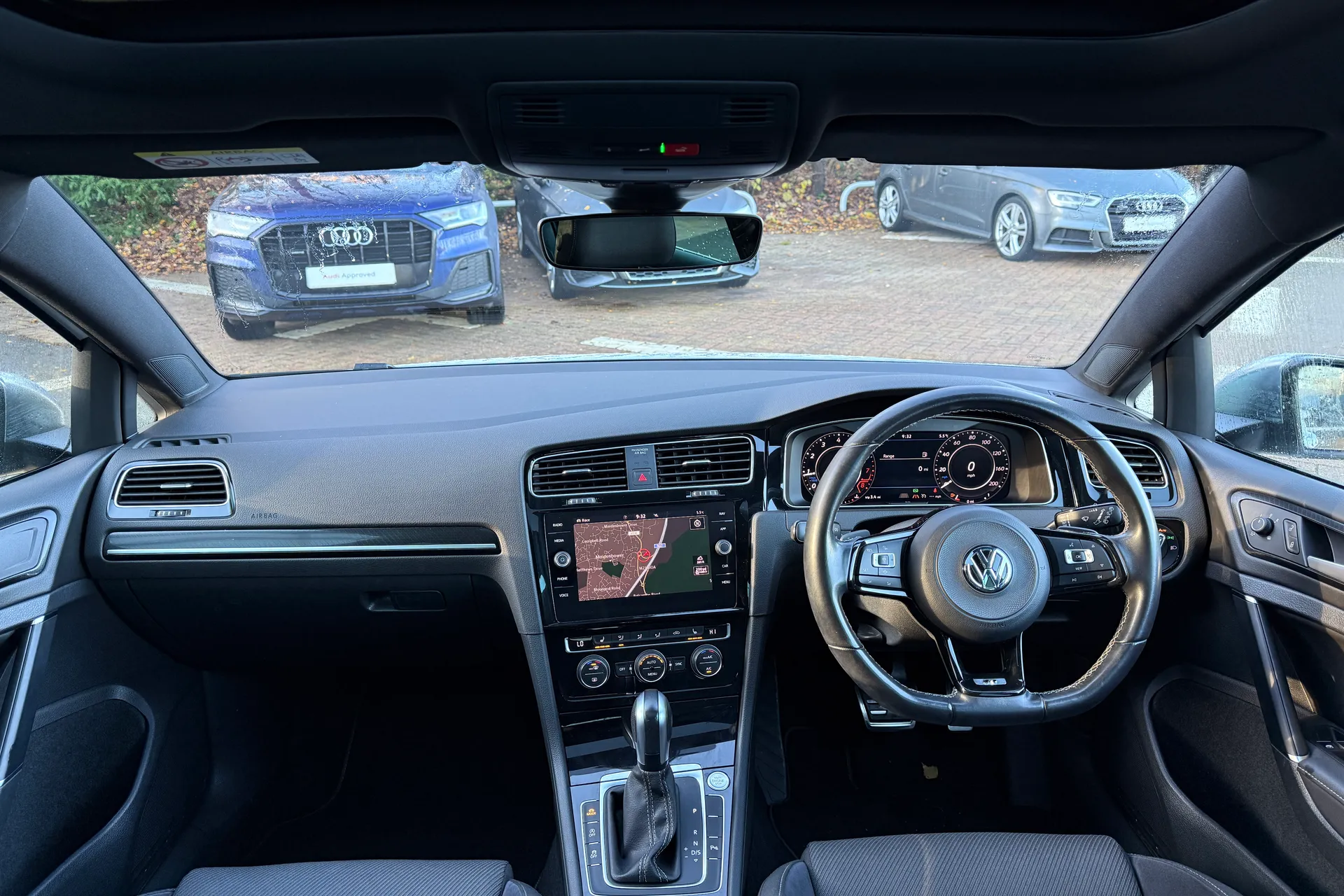 VOLKSWAGEN GOLF thumbnail image number 5